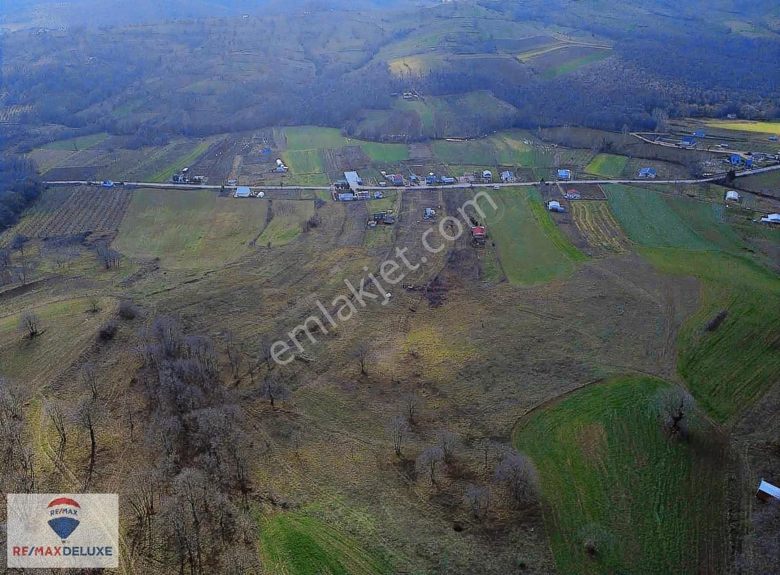 İzmit Süverler'de Satılık Göl Manzaralı 2.190 M2 Tarla - Görsel 5