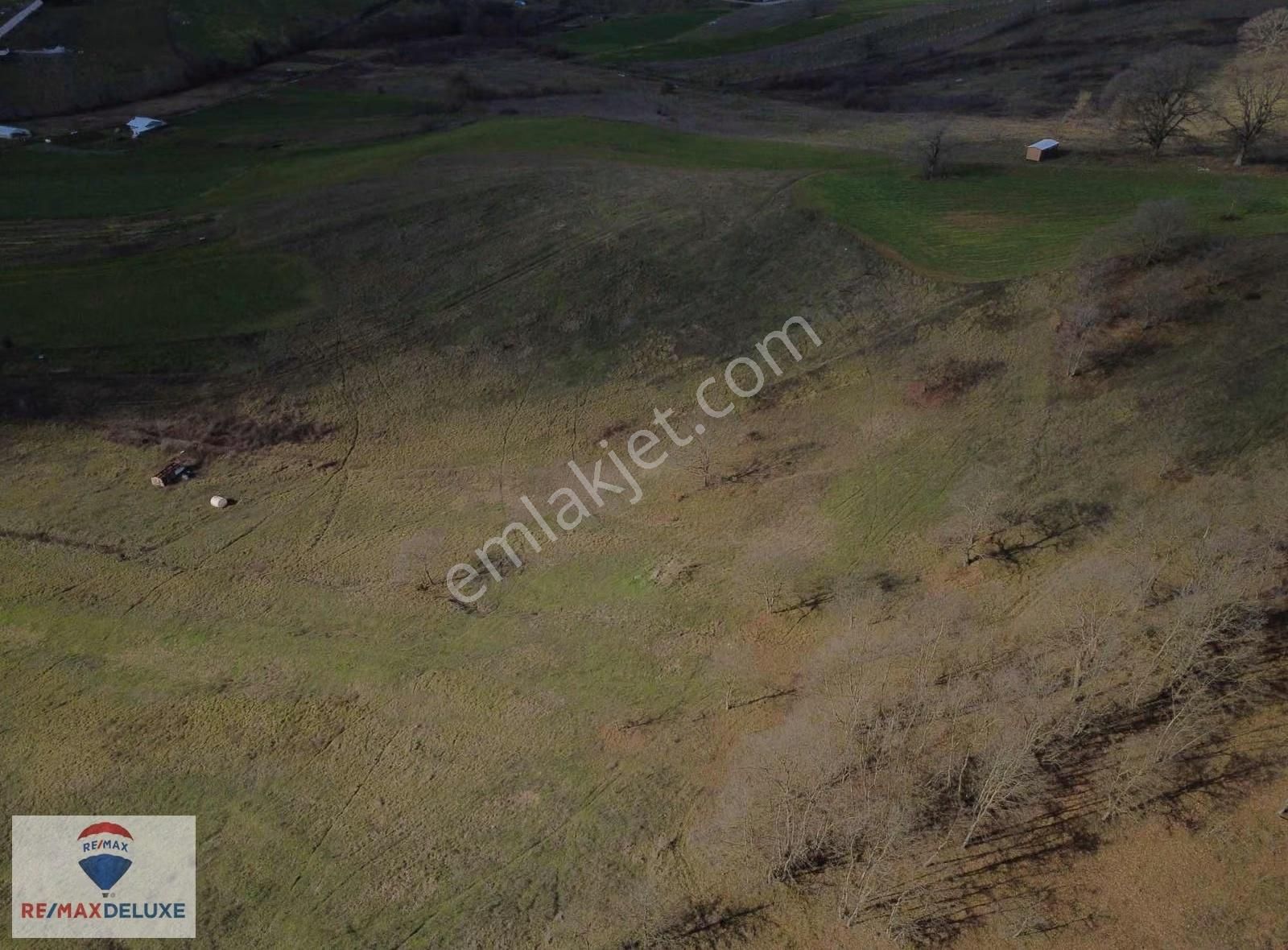 İzmit Süverler'de Satılık Göl Manzaralı 2.190 M2 Tarla - Görsel 4