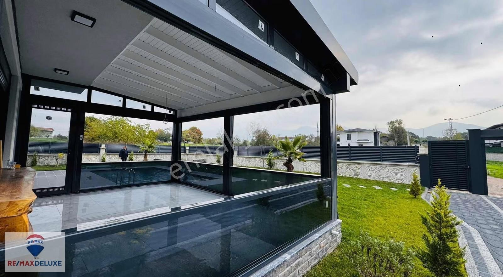 Kartepe Rahmiye'de Satılık 5+1 Müstakil Havuzlu Villa - Görsel 12