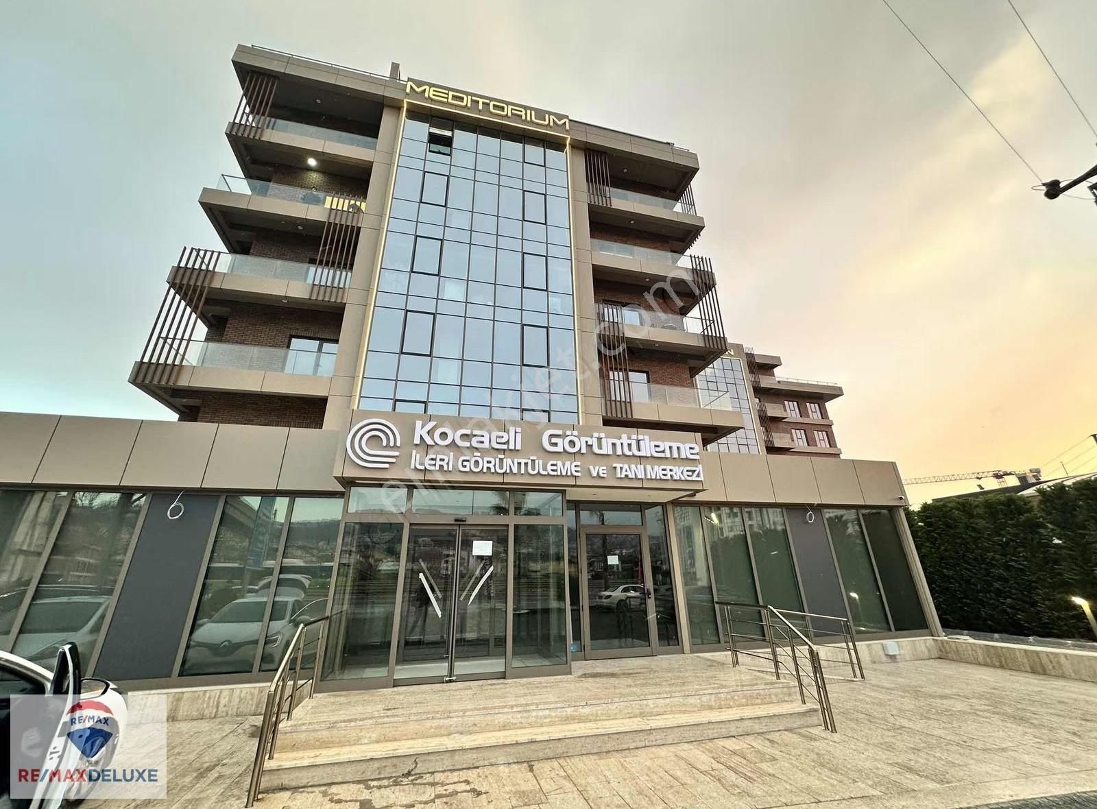 Solin Meditorıum Plaza'da 5+1 Kullanıma Hazır Muayenehane