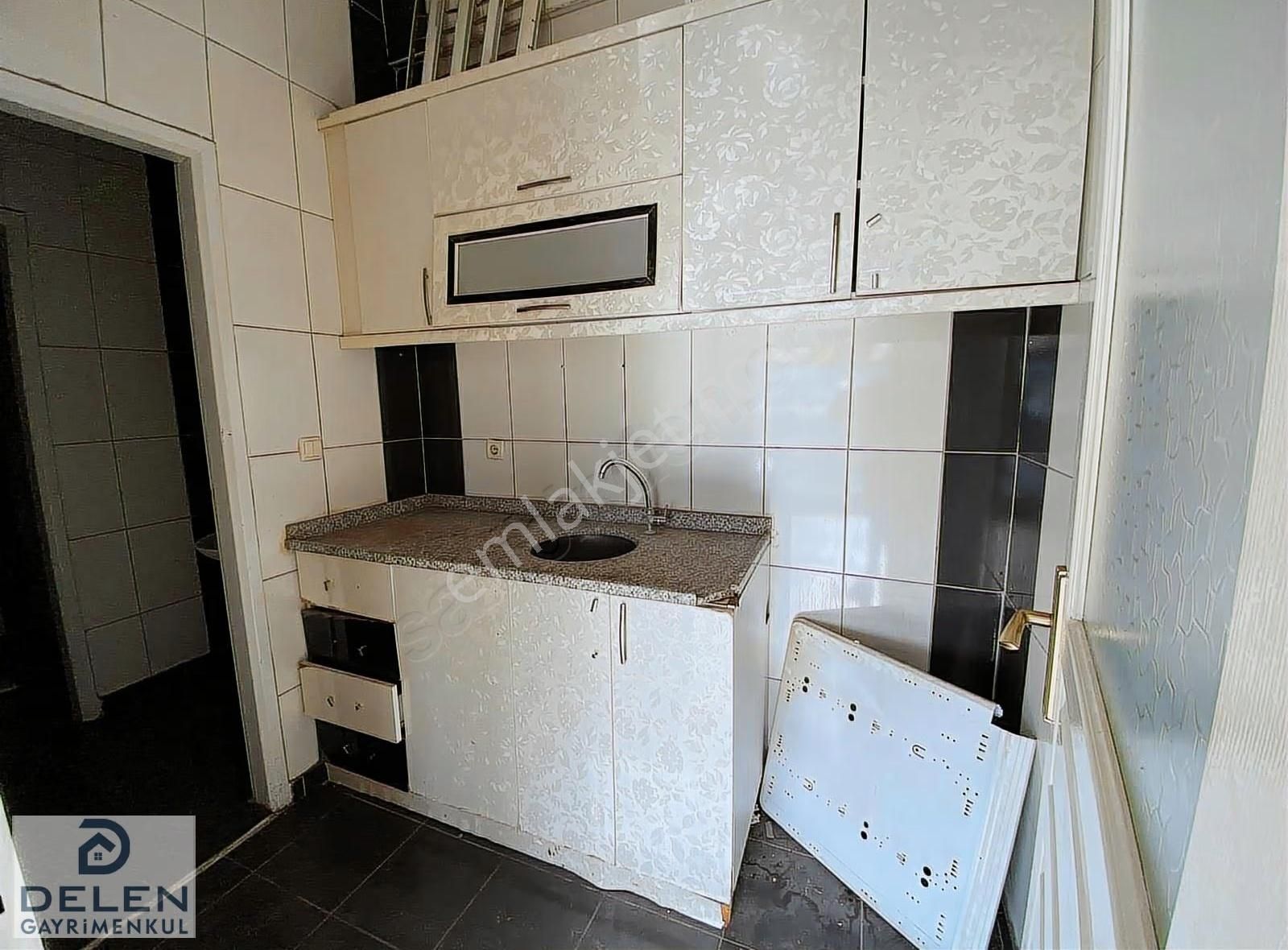 Delen Gayrimenkul'den Oto Center'da Muazzam Konumda Dükkan - Görsel 4