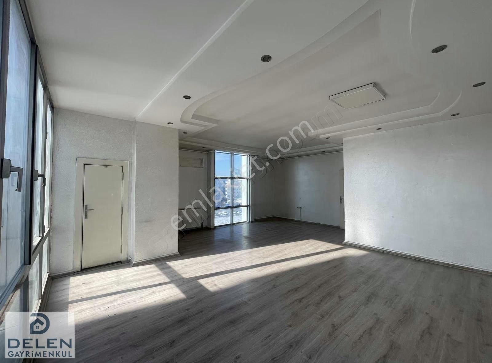 Delen Gayrimenkul'den Mükemmel Cepheli Merkezi Ofis - Görsel 23