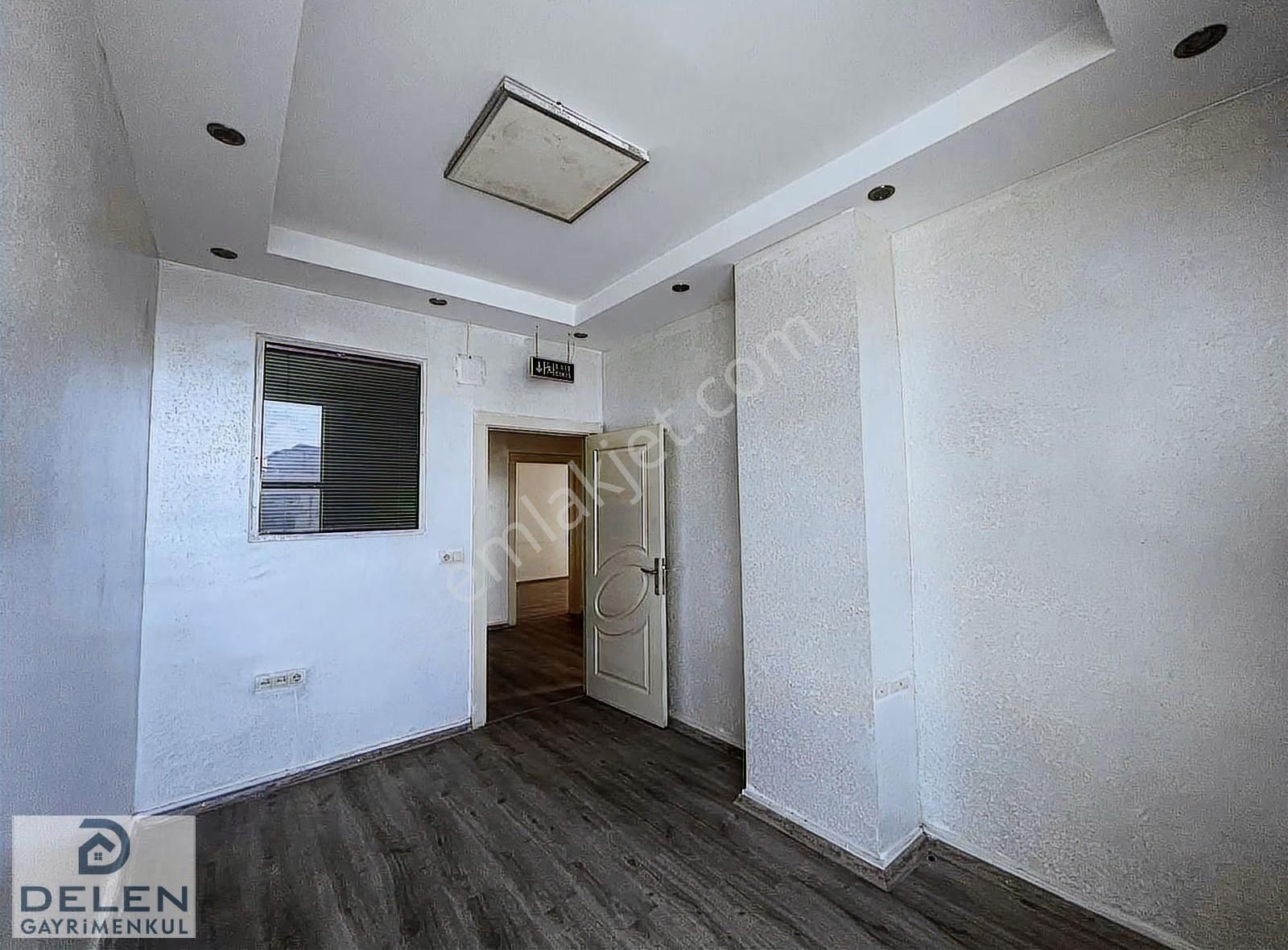 Delen Gayrimenkul'den Mükemmel Cepheli Merkezi Ofis - Görsel 15