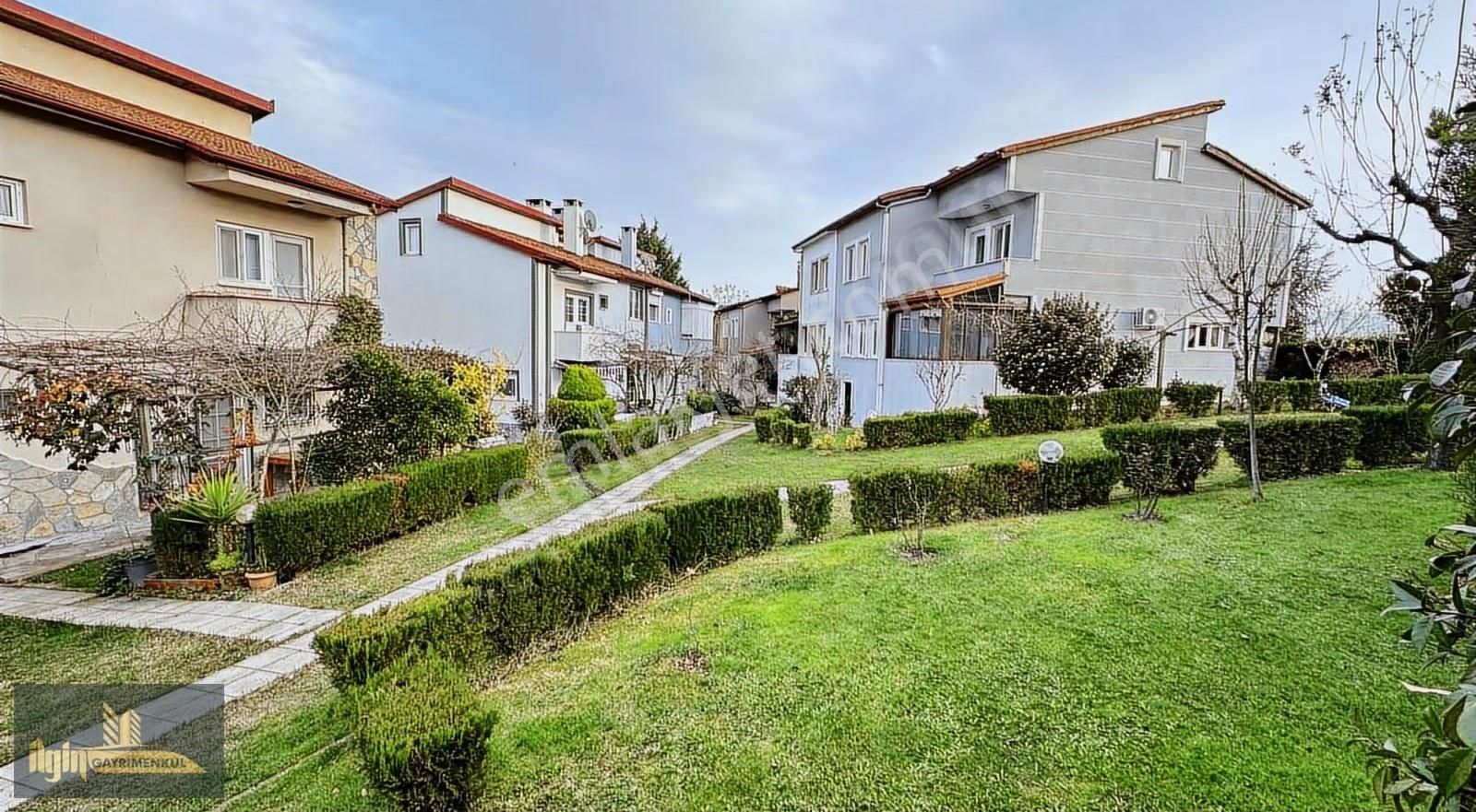 Samanlı Çınarlı Sitesin'de 4+1 Kiralık Villa - Görsel 30