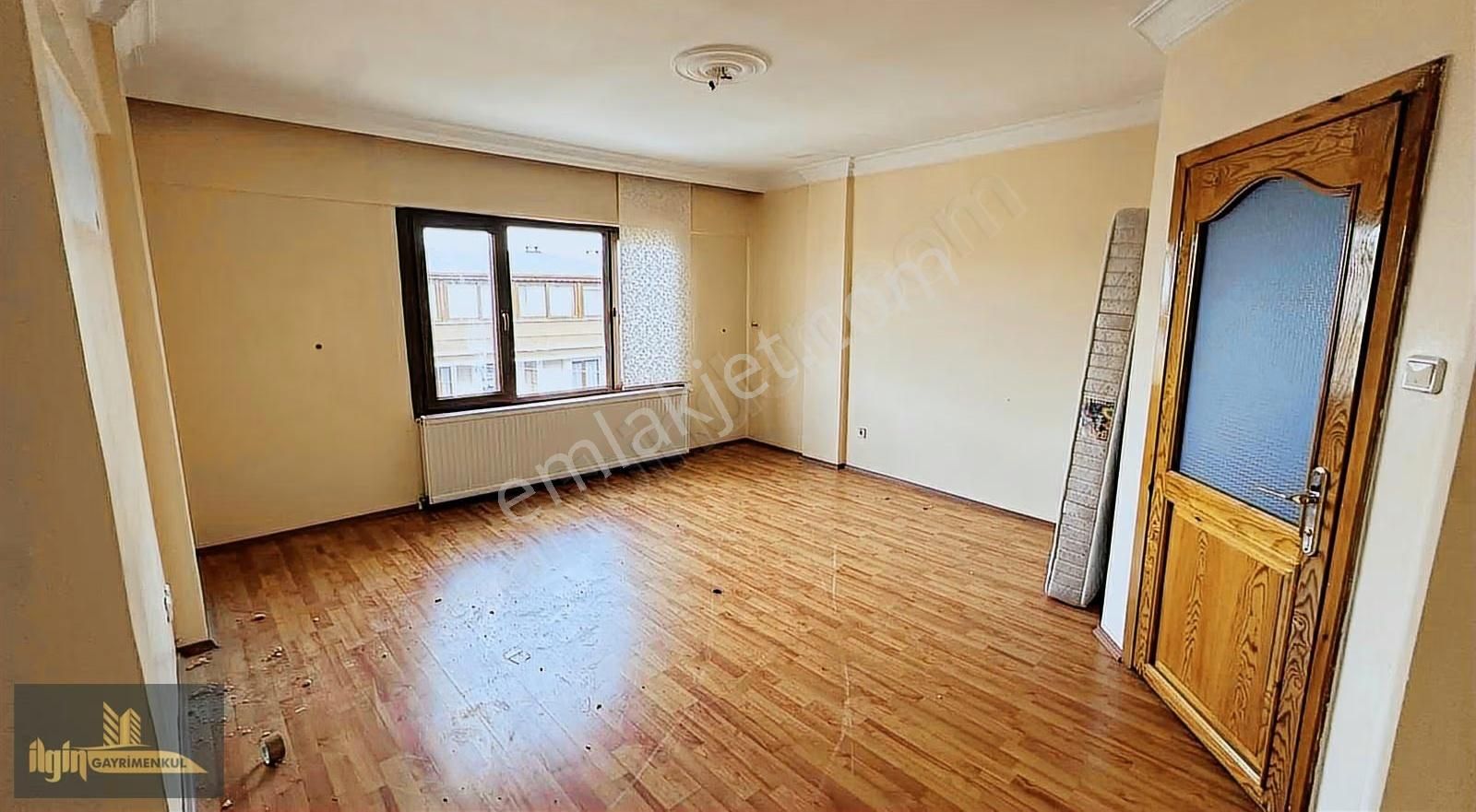 Samanlı Çınarlı Sitesin'de 4+1 Kiralık Villa - Görsel 17