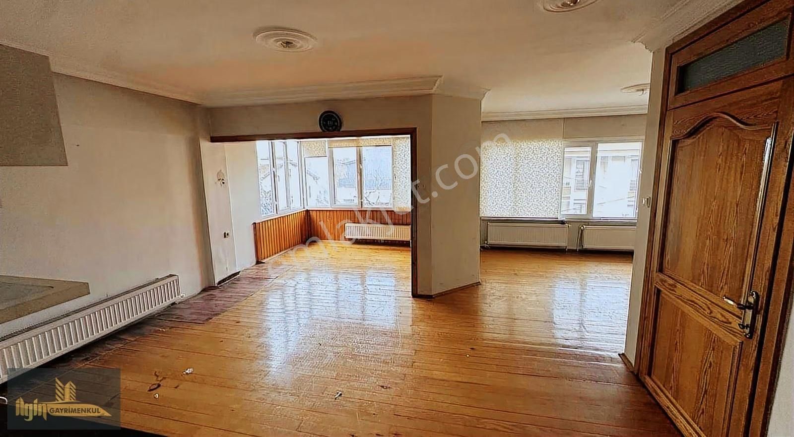 Samanlı Çınarlı Sitesin'de 4+1 Kiralık Villa - Görsel 11