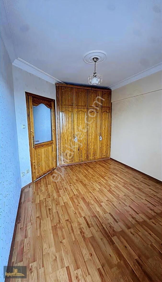 Samanlı Çınarlı Sitesin'de 4+1 Kiralık Villa - Görsel 18