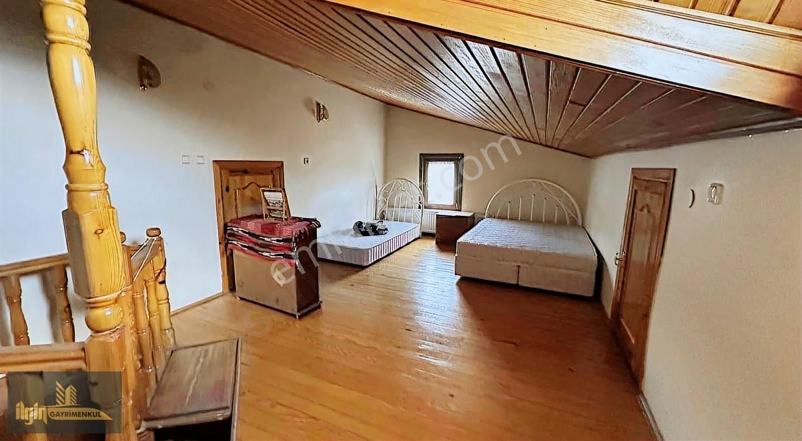 Samanlı Çınarlı Sitesin'de 4+1 Kiralık Villa - Görsel 26