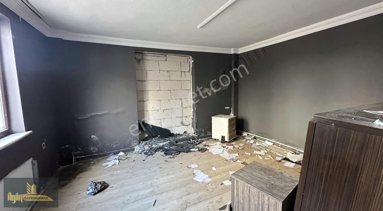 Çiftlikköy'de 940m2 Arsa İçinde Kiralık İmalathane - Görsel 8