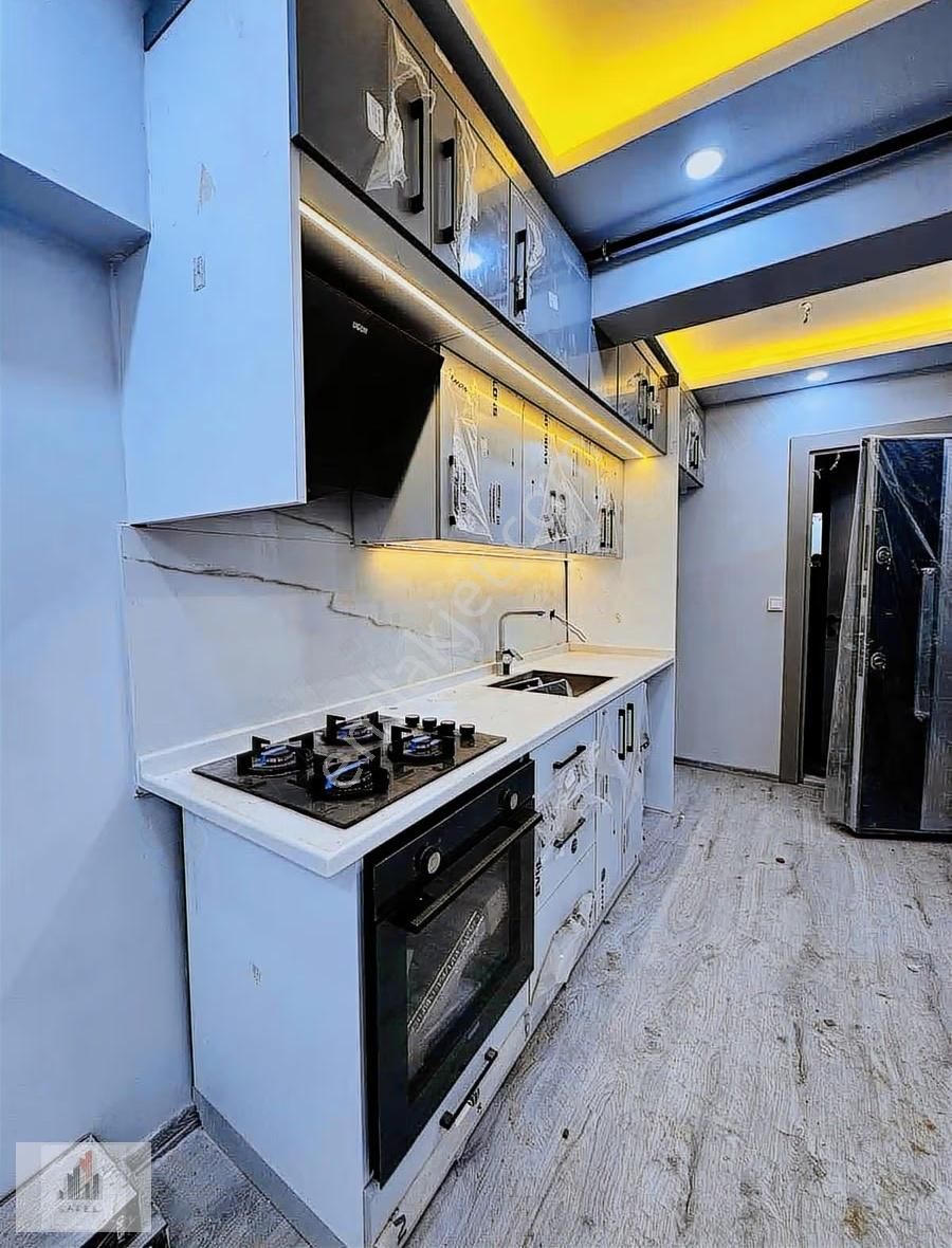 Satel Emlaktan Mit Evleri Yakını Sıfır 1+1 Balkonlu - Görsel 4