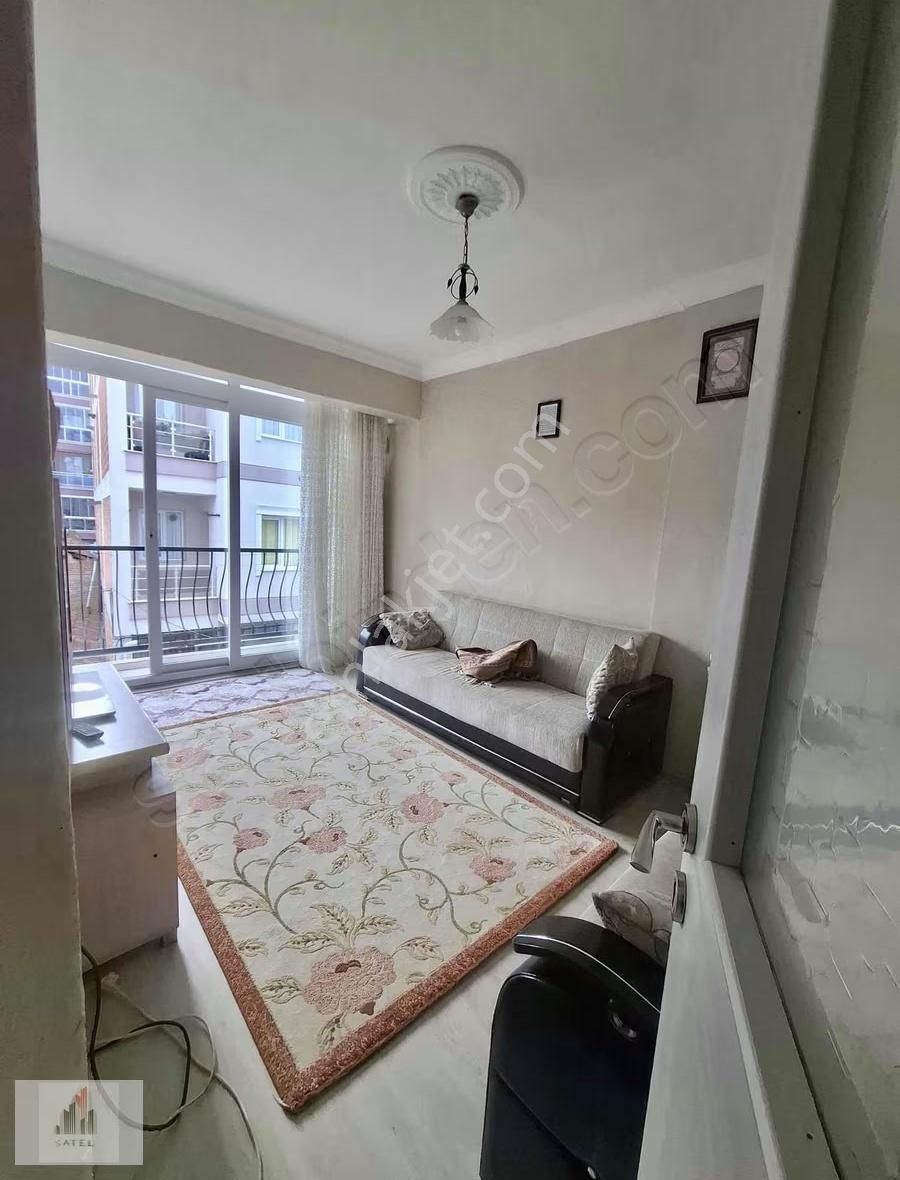 Satel Emlaktan Merkez Cami Yakını Arakat