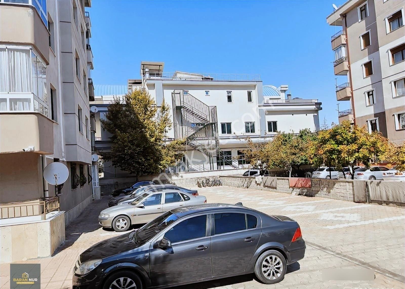 Barış Cad. Üzerinde Satılık Daire.... - Görsel 30