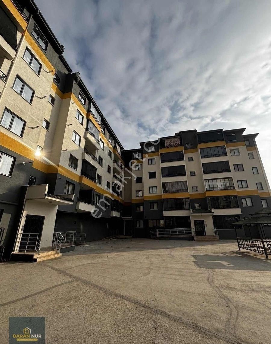 Fetih Cad. Yürüme Mesafesinde 3+1 Daire Geniş/k.otoparklı