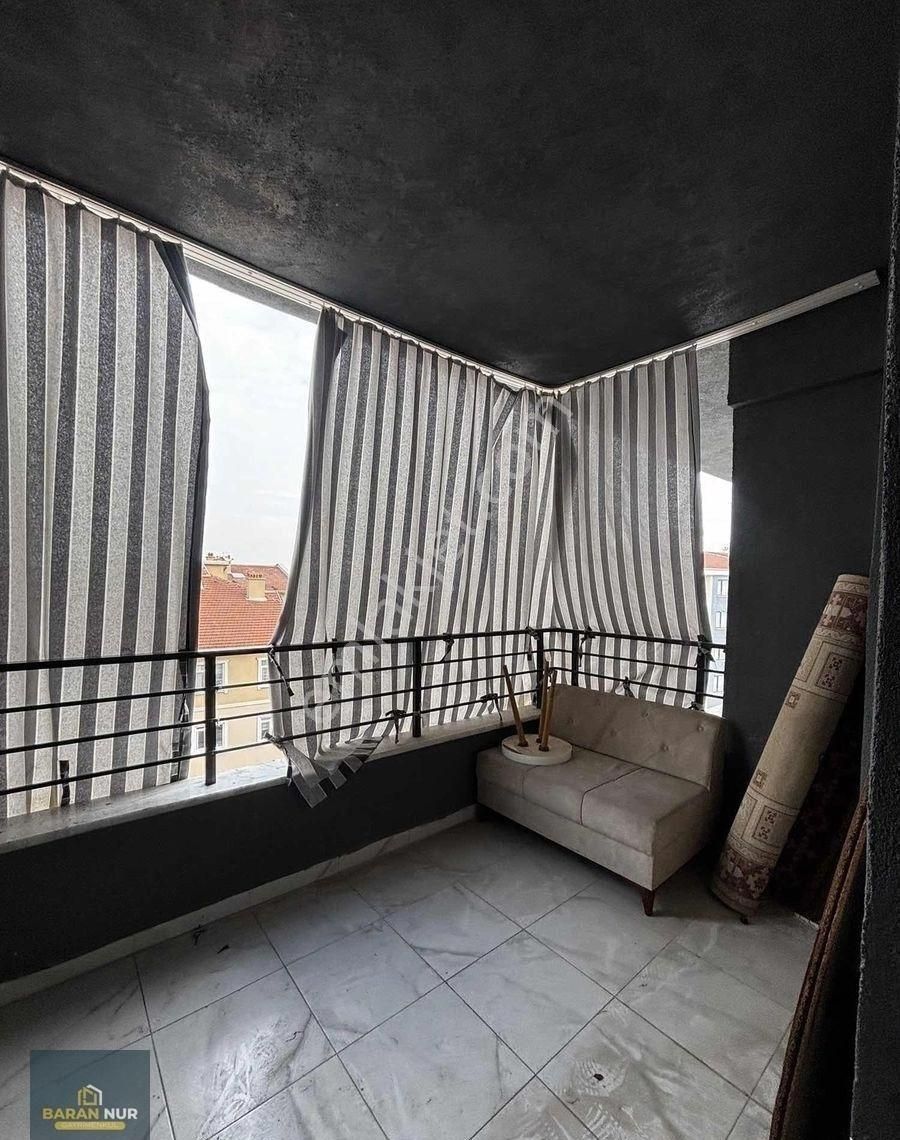 Fetih Cad. Yürüme Mesafesinde 3+1 Daire Geniş/k.otoparklı - Görsel 24