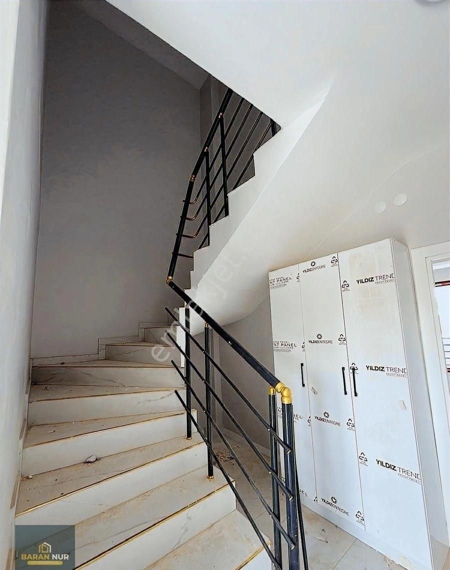 Fırsat !! Şafak Cad. 3.5+1 Sıfır Oturuma Hazır Villa ! - Görsel 25