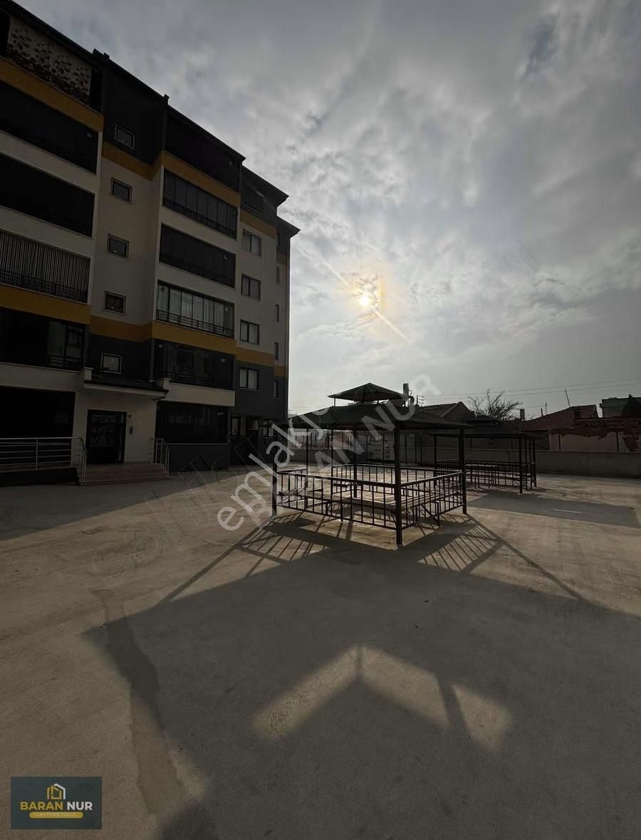 Fetih Cad. Yürüme Mesafesinde 3+1 Daire Geniş/k.otoparklı - Görsel 18