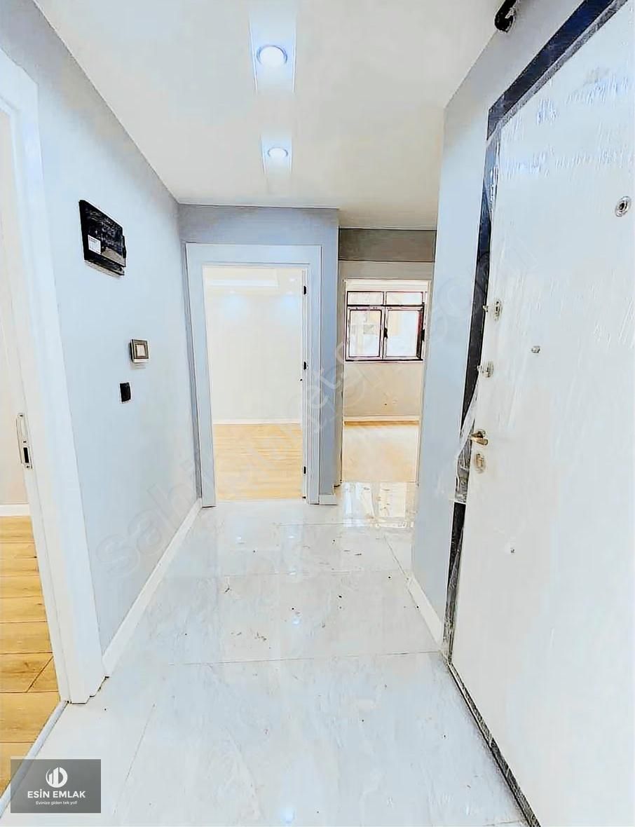 Cadde Üzerinde Yerden Isıtmalı Satılık Daire - Görsel 12