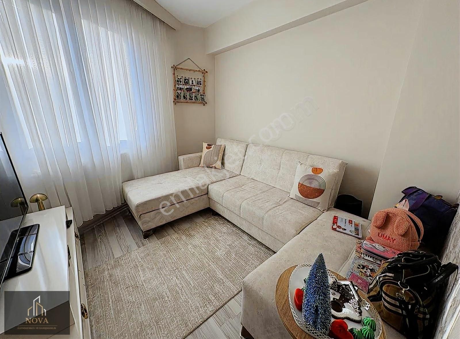 Nova'dan Hürriyet Caddesinde Geniş Arakat 2+1 Daire - Görsel 20