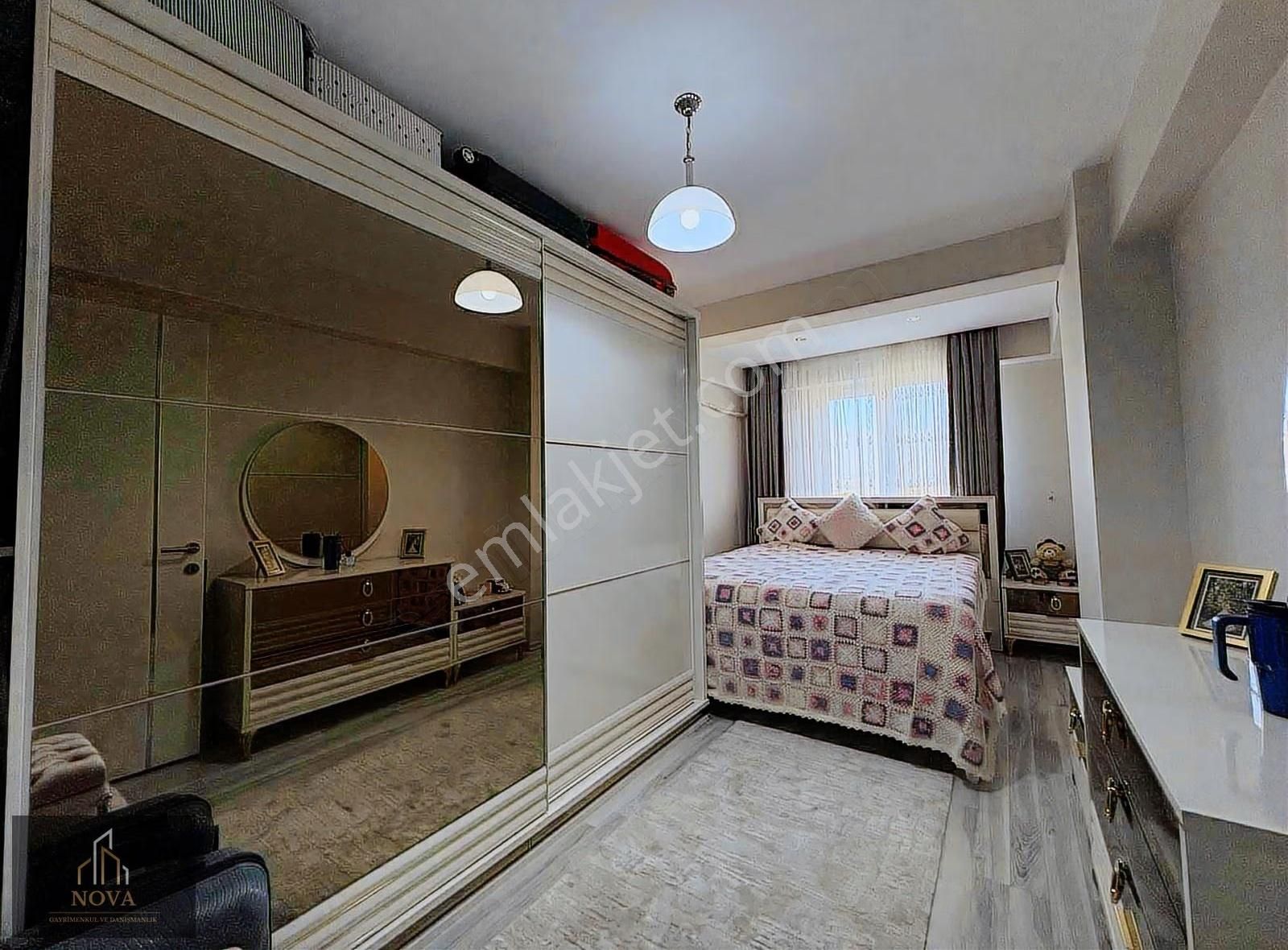 Nova'dan Hürriyet Caddesinde Geniş Arakat 2+1 Daire - Görsel 17