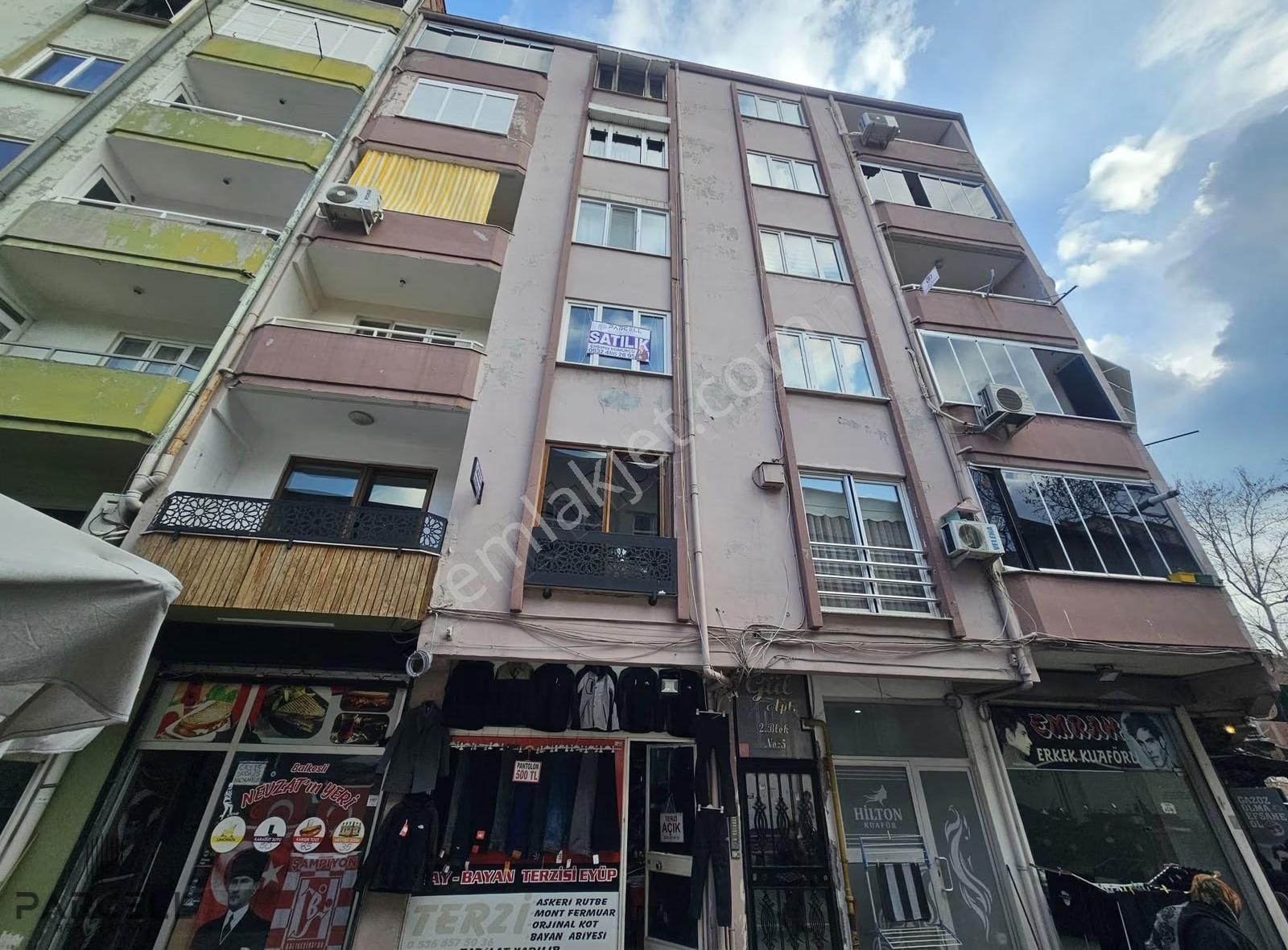 Balıkesir İli Altıeylül Mah. Çarşı Merkezde Satılık 2+1 Daire - Görsel 25