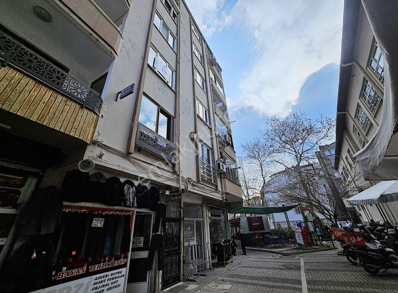 Balıkesir İli Altıeylül Mah. Çarşı Merkezde Satılık 2+1 Daire - Görsel 21