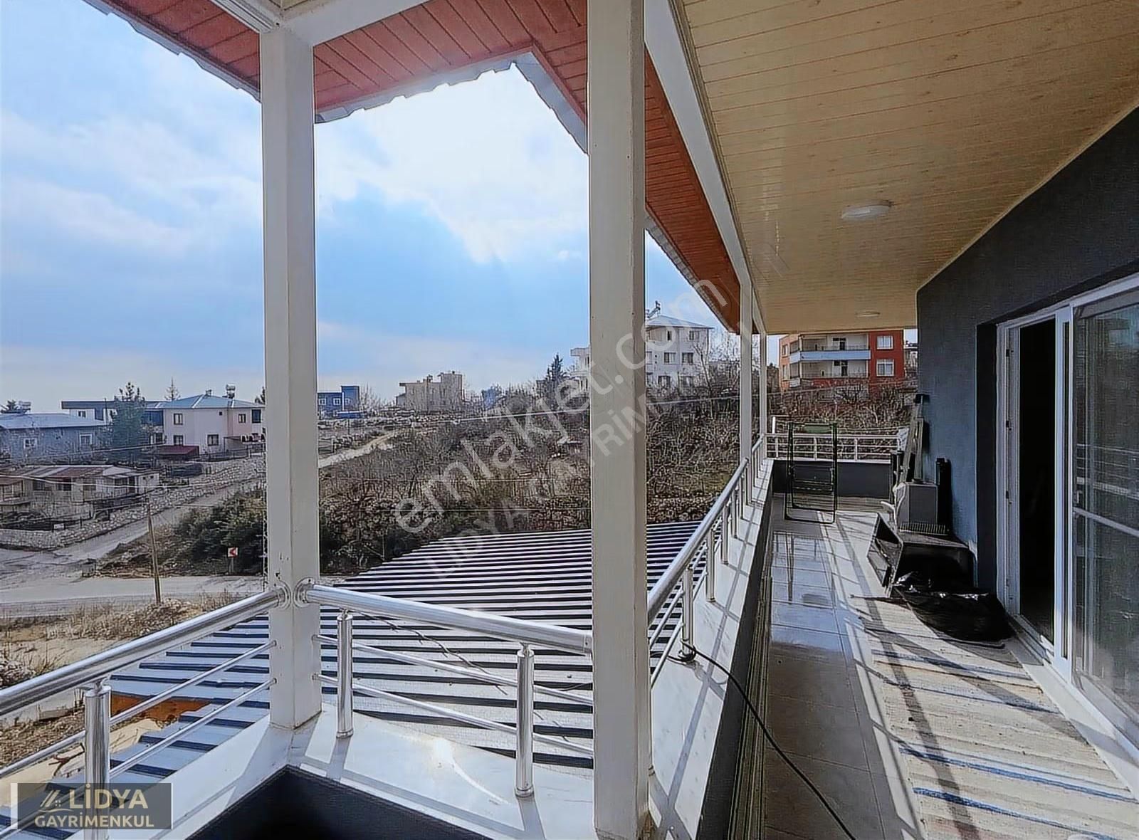 Deniz Manzaralı İskanlı Villa - Görsel 9