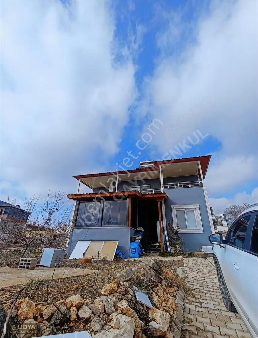 Deniz Manzaralı İskanlı Villa - Görsel 16