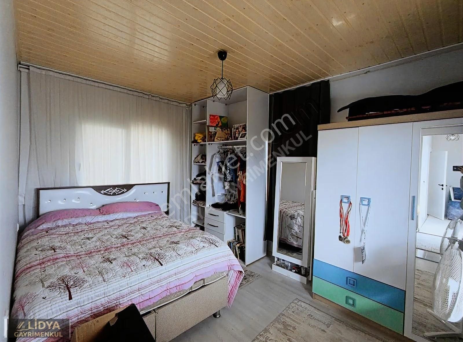 Deniz Manzaralı İskanlı Villa - Görsel 13