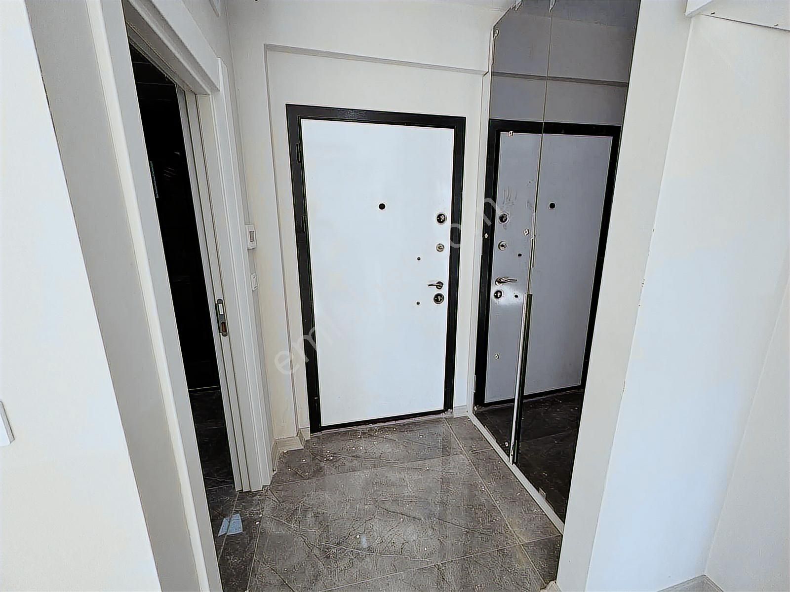 Alaçatıdan İncekte Site Konseptinde Geniş Kullanımlı Kiralık 1+1 - Görsel 3