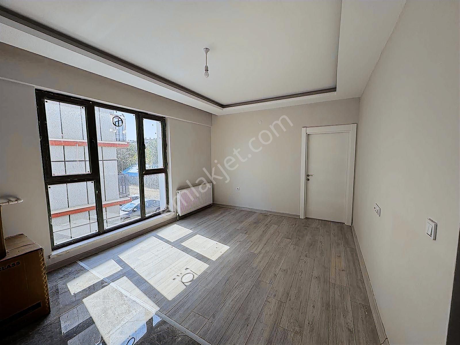 Alaçatıdan İncekte Site Konseptinde Geniş Kullanımlı Kiralık 1+1 - Görsel 10