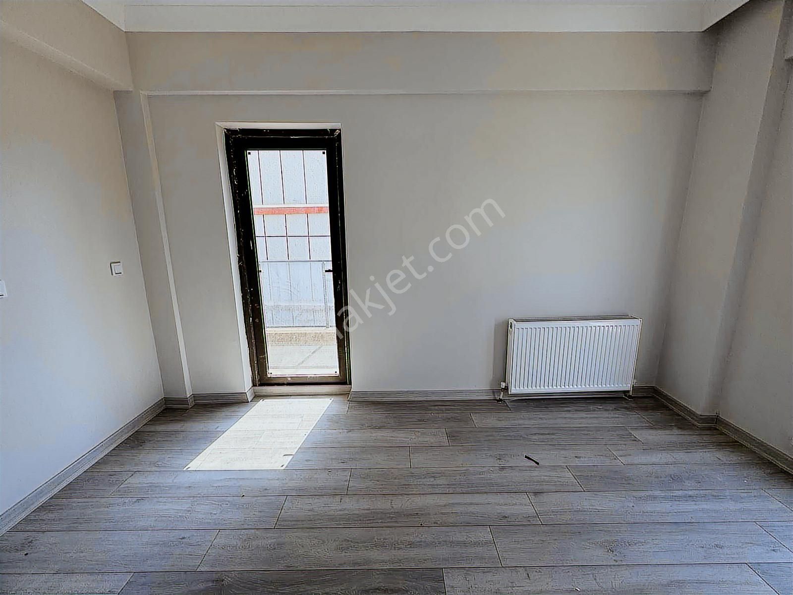 Alaçatıdan İncekte Site Konseptinde Geniş Kullanımlı Kiralık 1+1 - Görsel 21