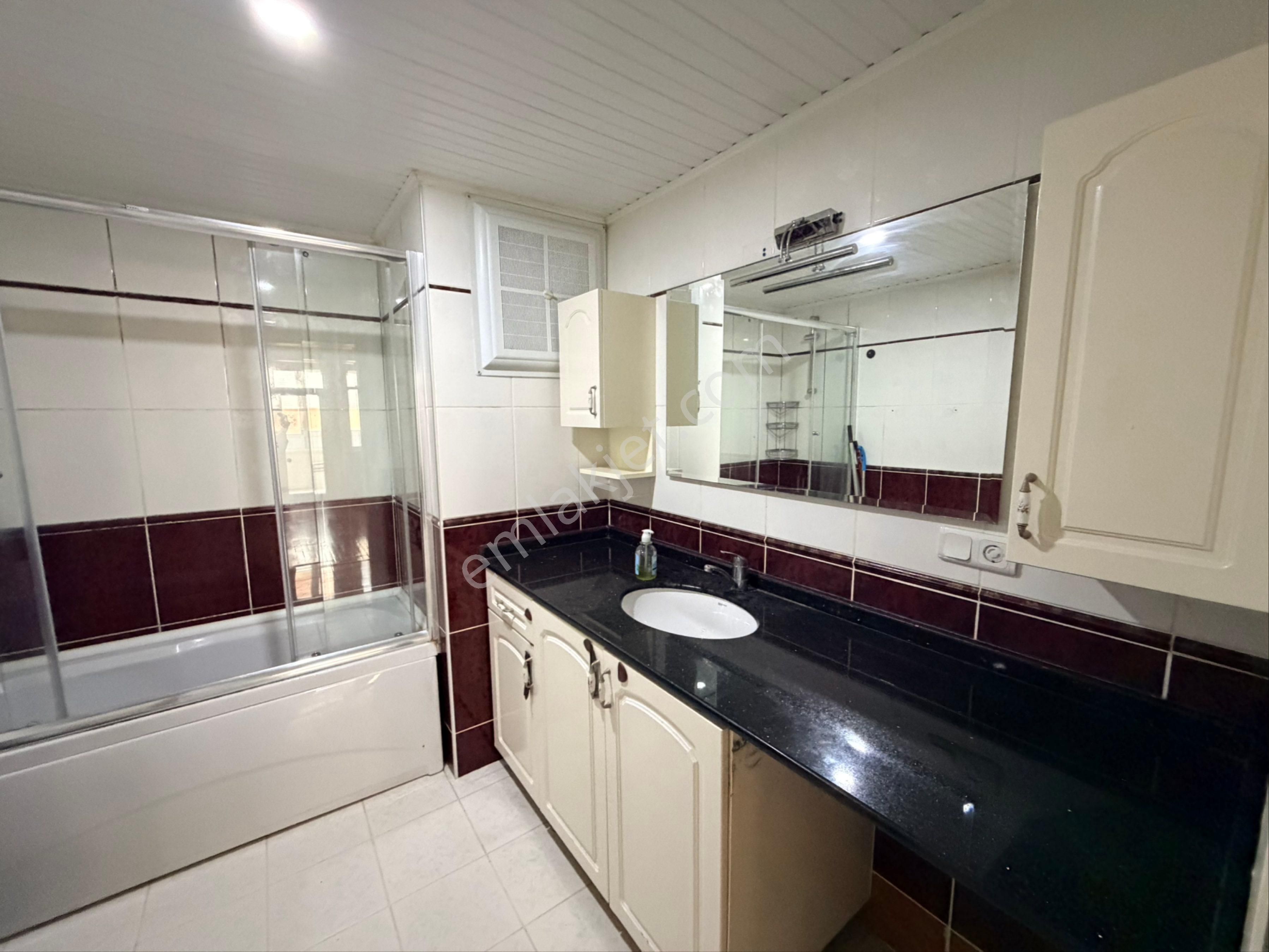 Emlakpark'tan Saray Mahallesinde Arakat 160m2 Kiralık 3+1 Daire - Görsel 14