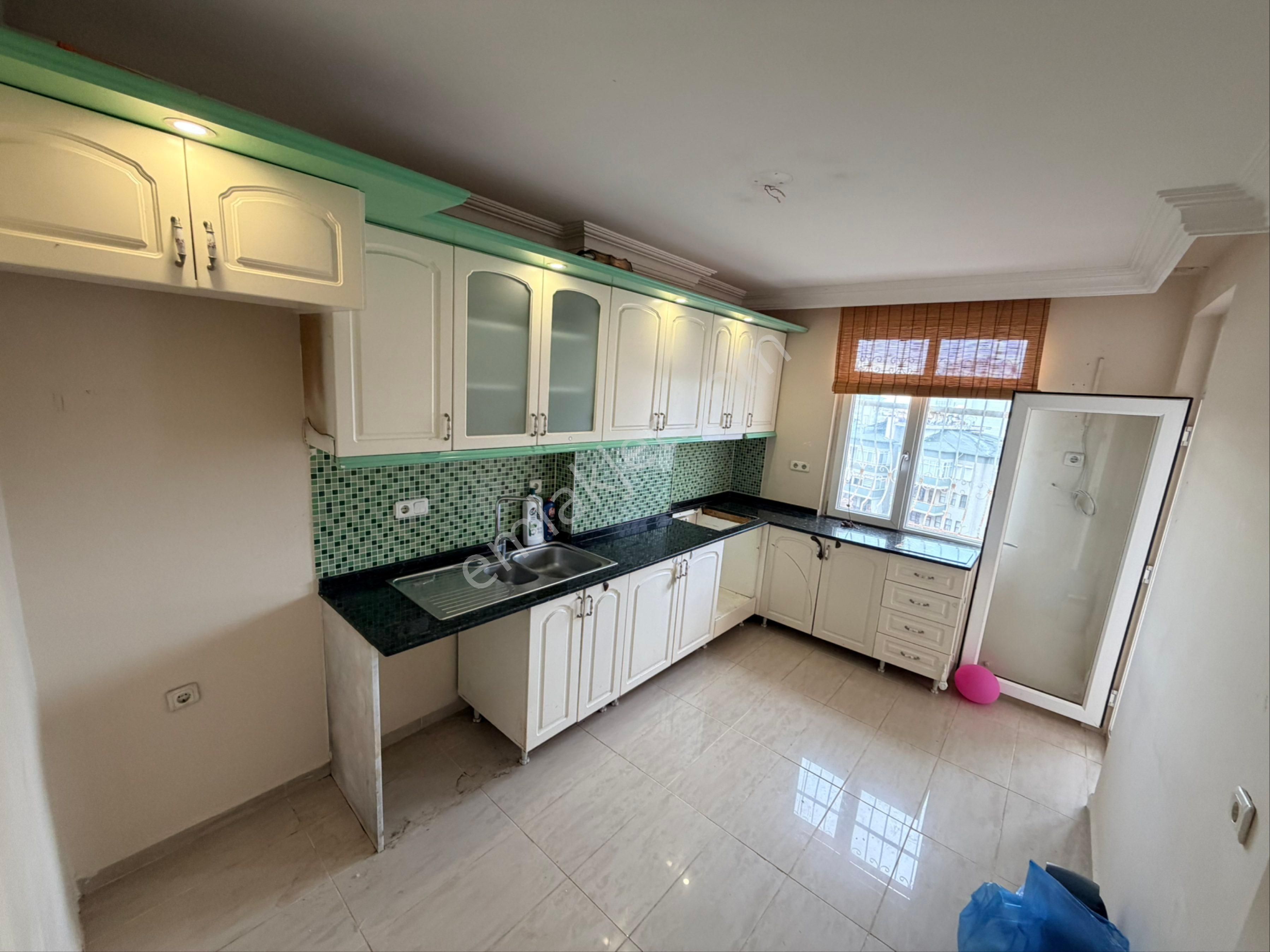 Emlakpark'tan Saray Mahallesinde Arakat 160m2 Kiralık 3+1 Daire - Görsel 27