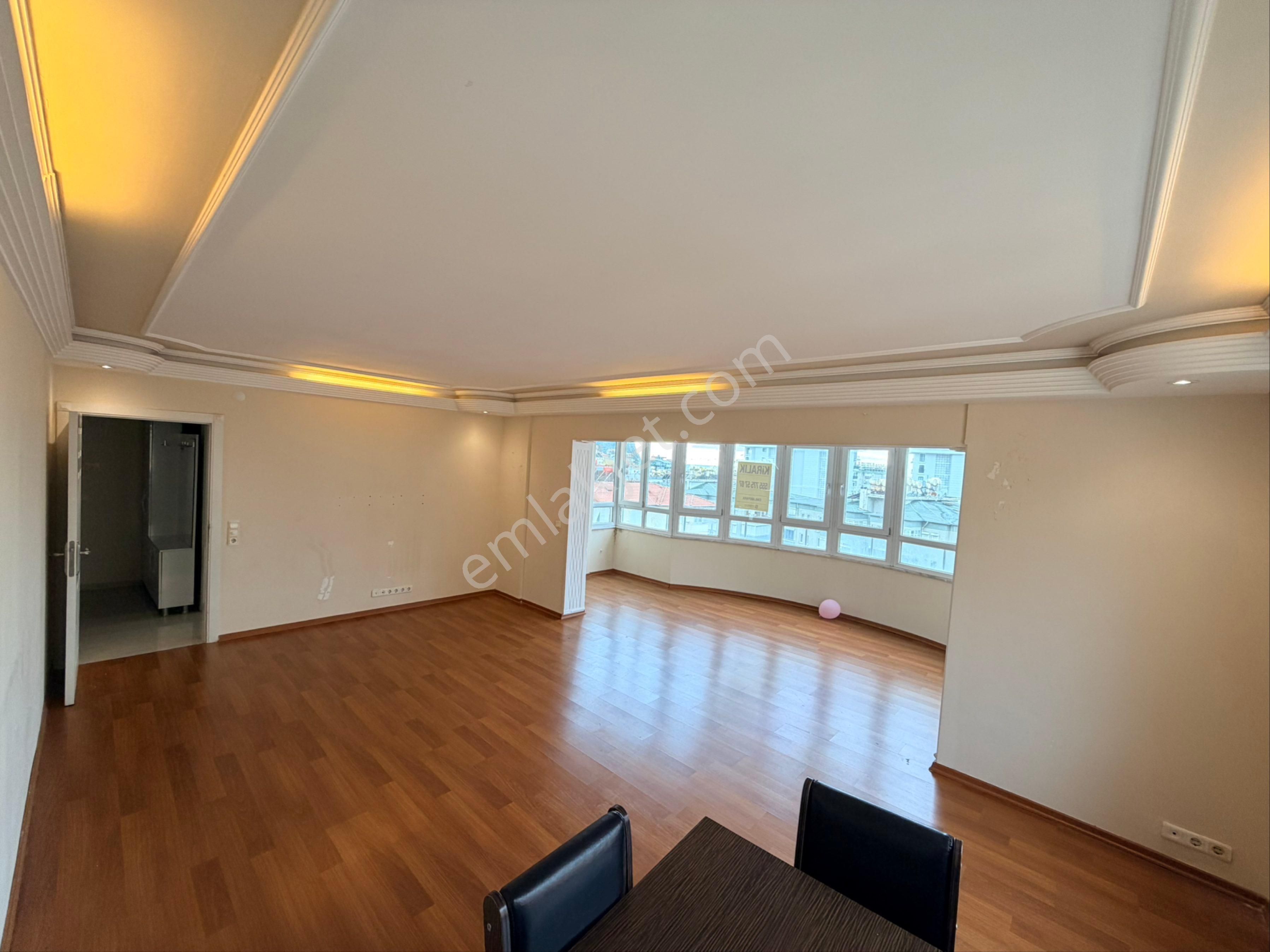 Emlakpark'tan Saray Mahallesinde Arakat 160m2 Kiralık 3+1 Daire - Görsel 20