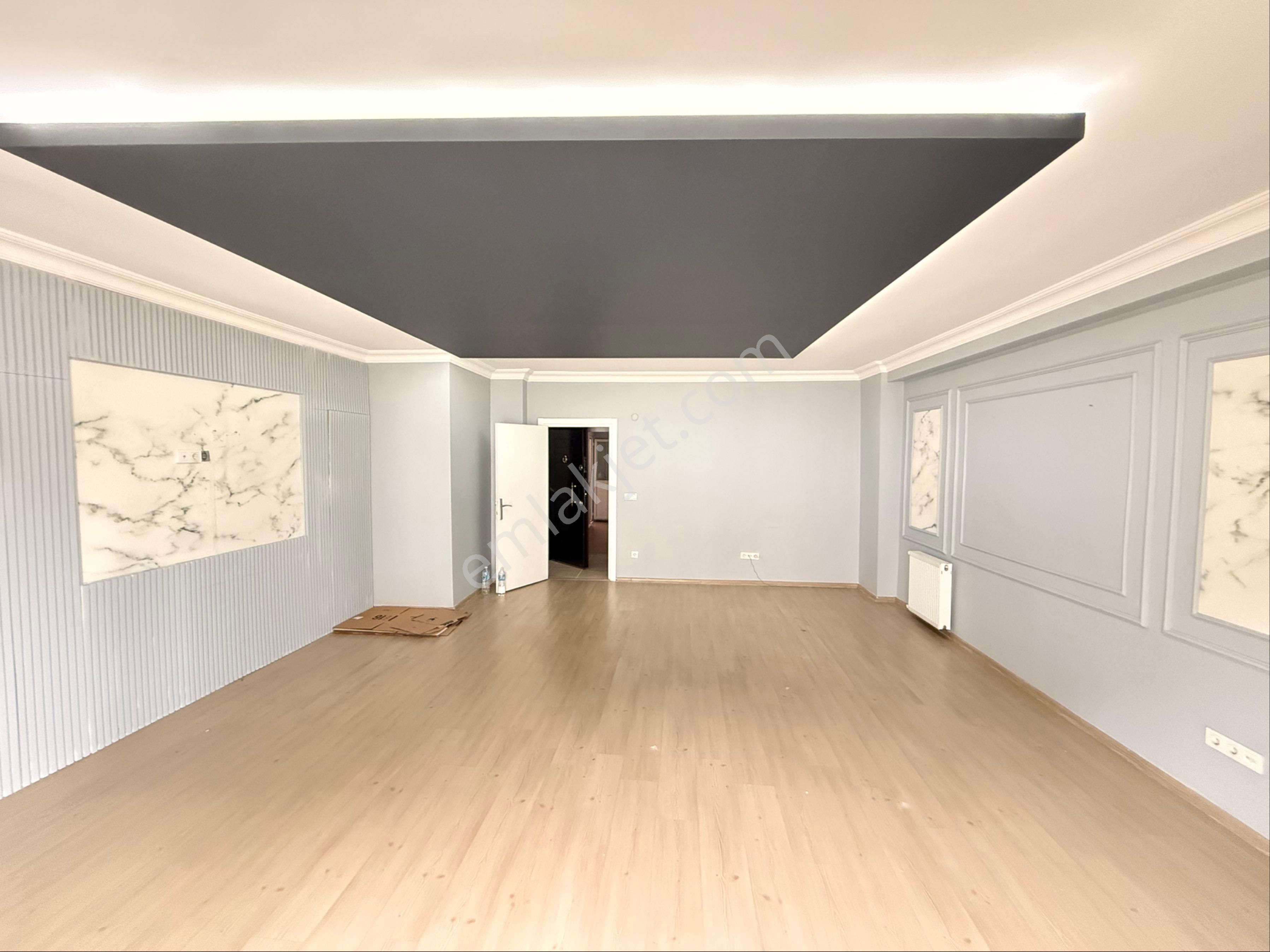 Çekmeköy Çavuşbaşı Cad Paralel 75 M2 Dekorasyonlu 1+1 Ofis Katı - Görsel 5