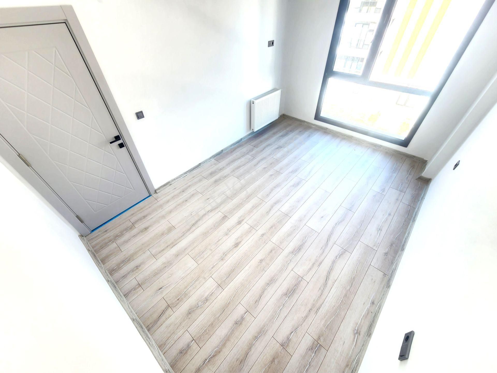 👉burhaniye Ören'de Nezih Site İçi Havuzlu Güvenlikli Ara Kat Doğalgazlı Asansörlü 1+1 Satılık Daire - Görsel 25