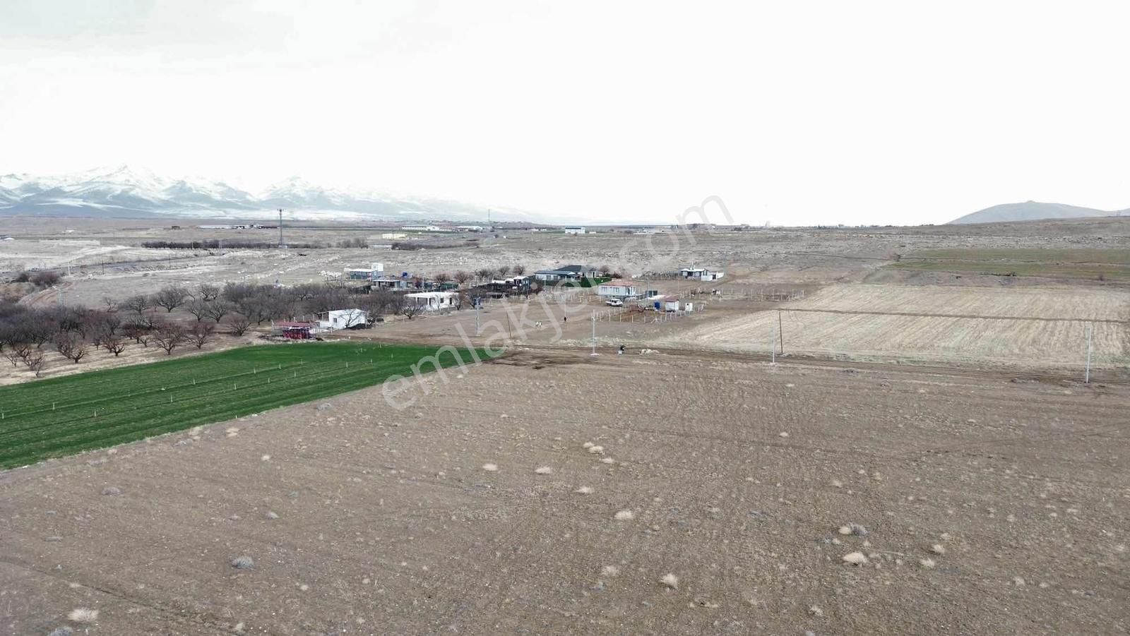 Bahçeli Cumhuriyette 484 M2 - Görsel 13