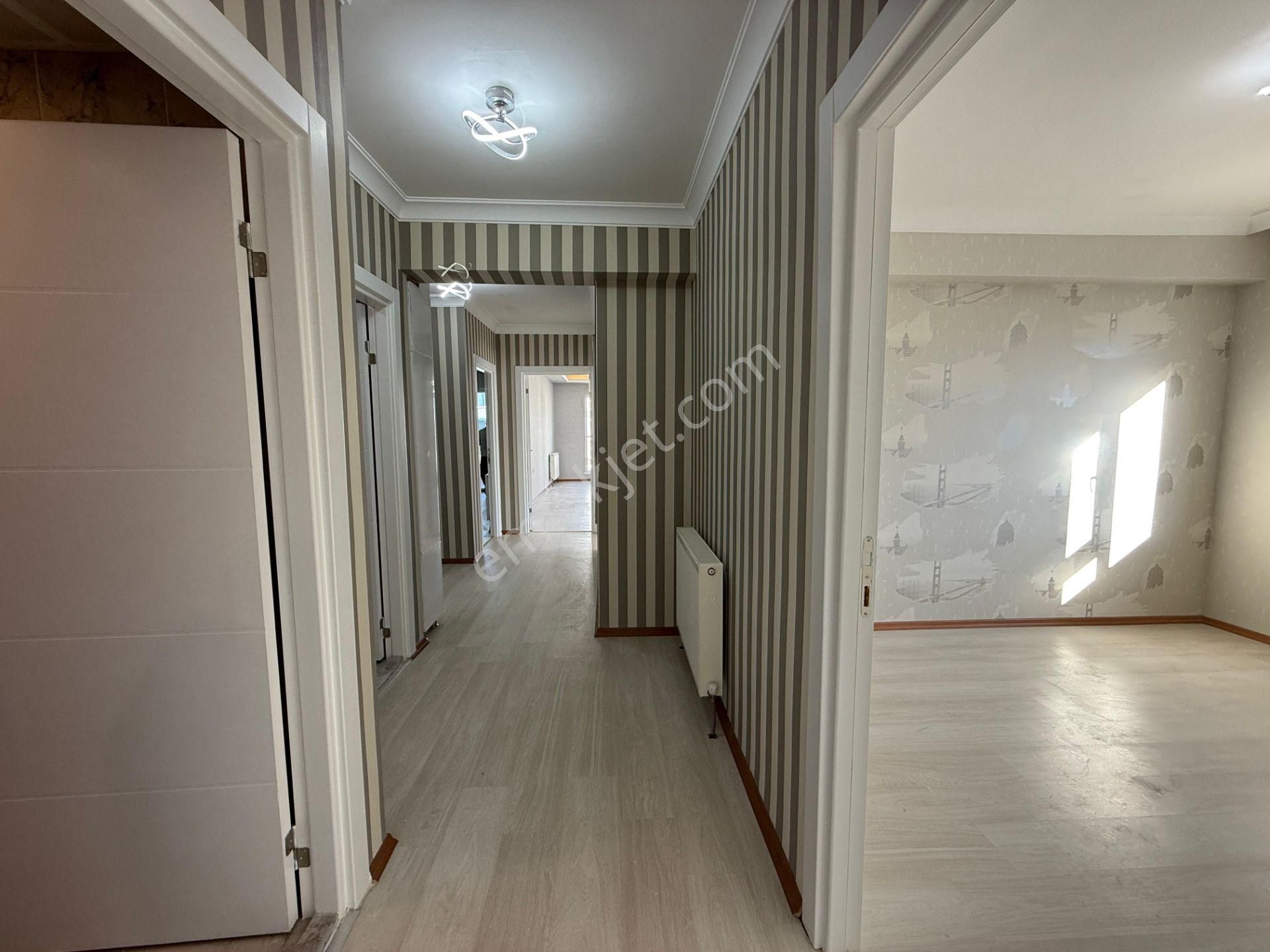 Öz'maşallah.dan 3+1 Full Yapılı Orta Kat Çift Banyo İskanlı - Görsel 17