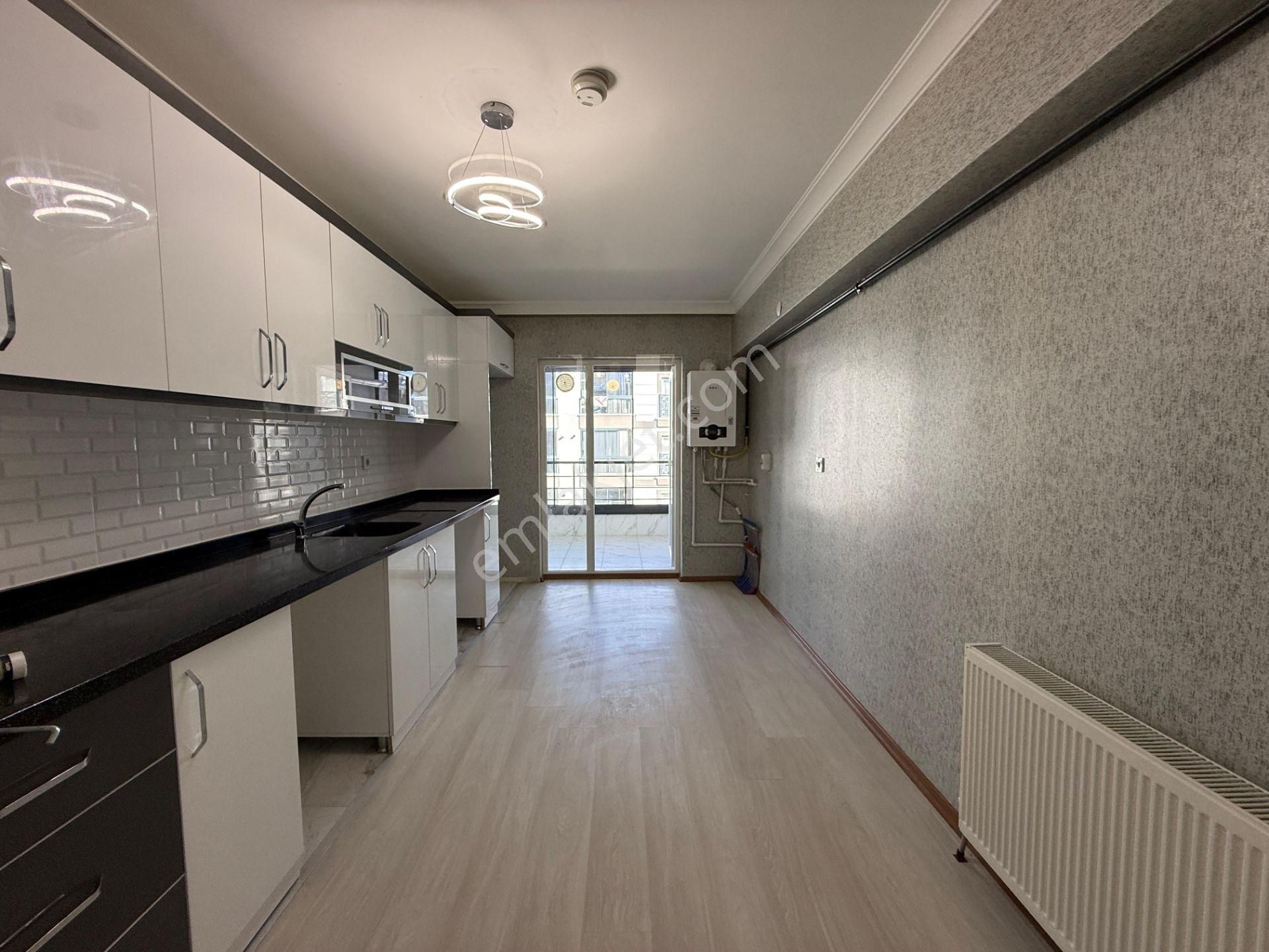 Öz'maşallah.dan 3+1 Full Yapılı Orta Kat Çift Banyo İskanlı - Görsel 5