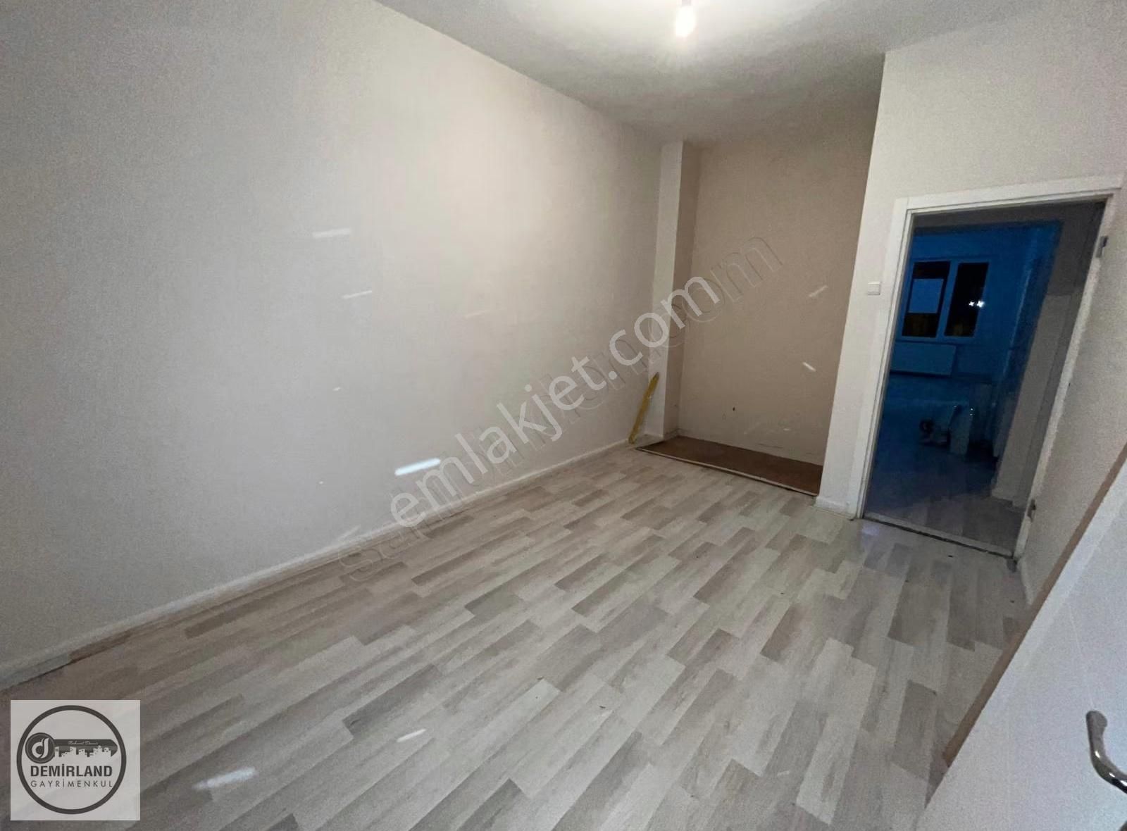 Demirlan'dan Kiralık Cemaleddin Mahallesinde 3 Adet Daire - Görsel 21