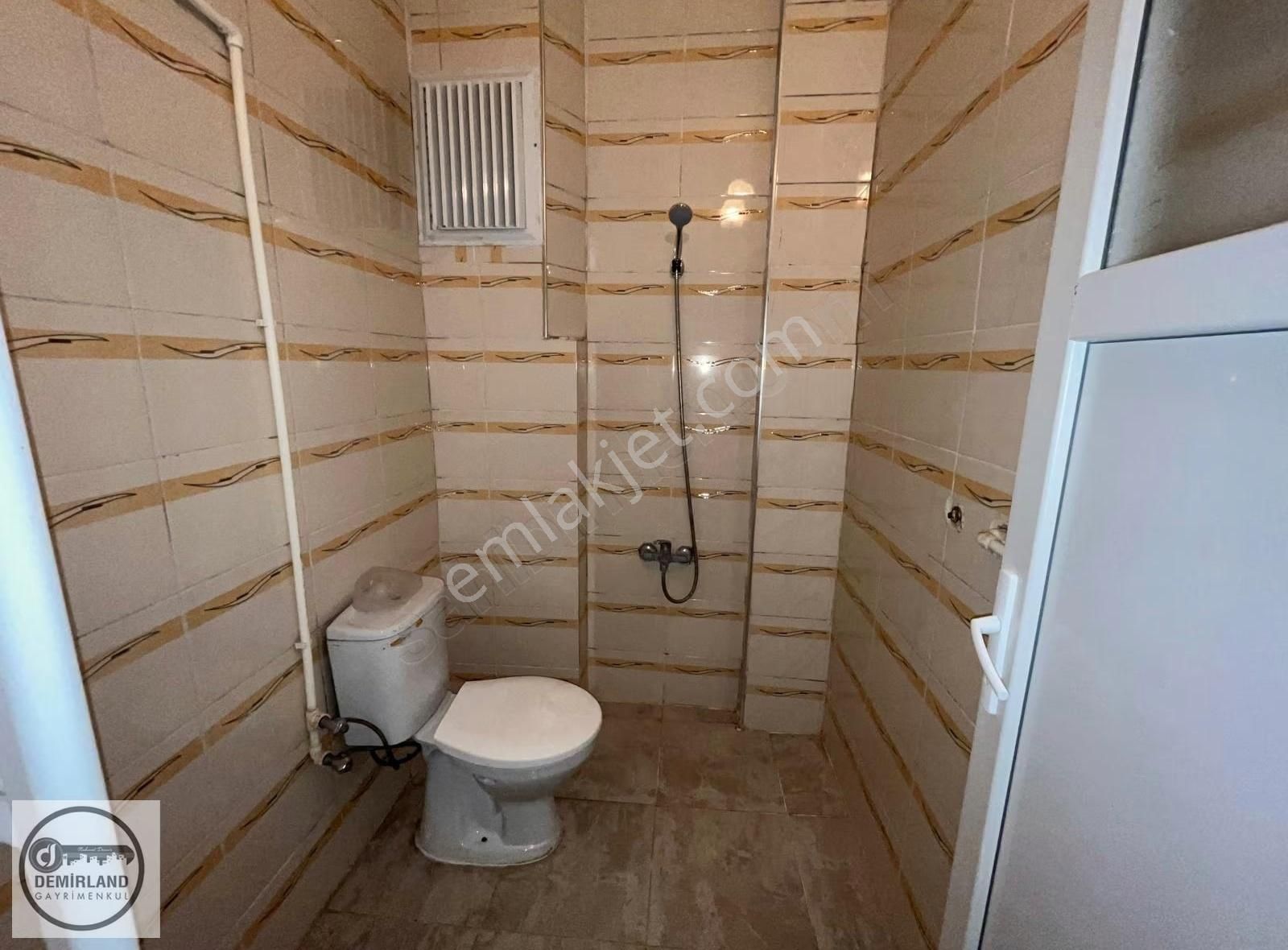 Demirlan'dan Kiralık Cemaleddin Mahallesinde 3 Adet Daire - Görsel 18