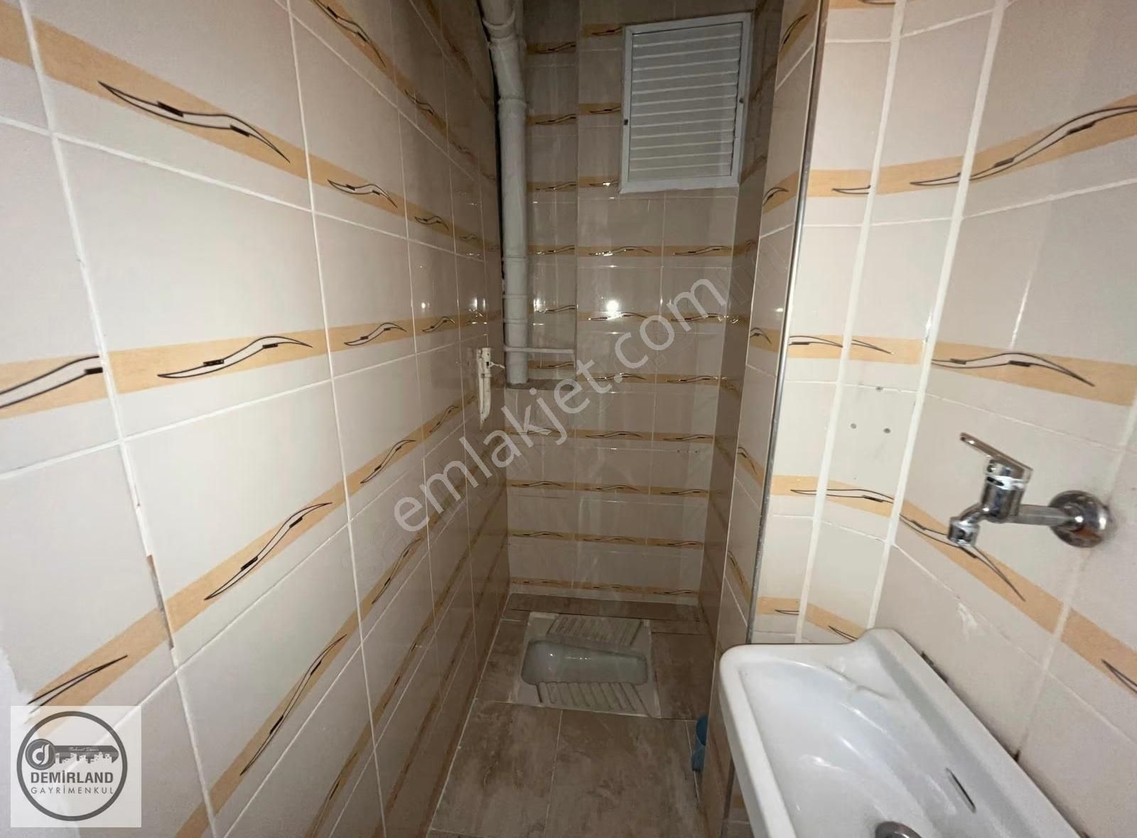 Demirlan'dan Kiralık Cemaleddin Mahallesinde 3 Adet Daire - Görsel 10