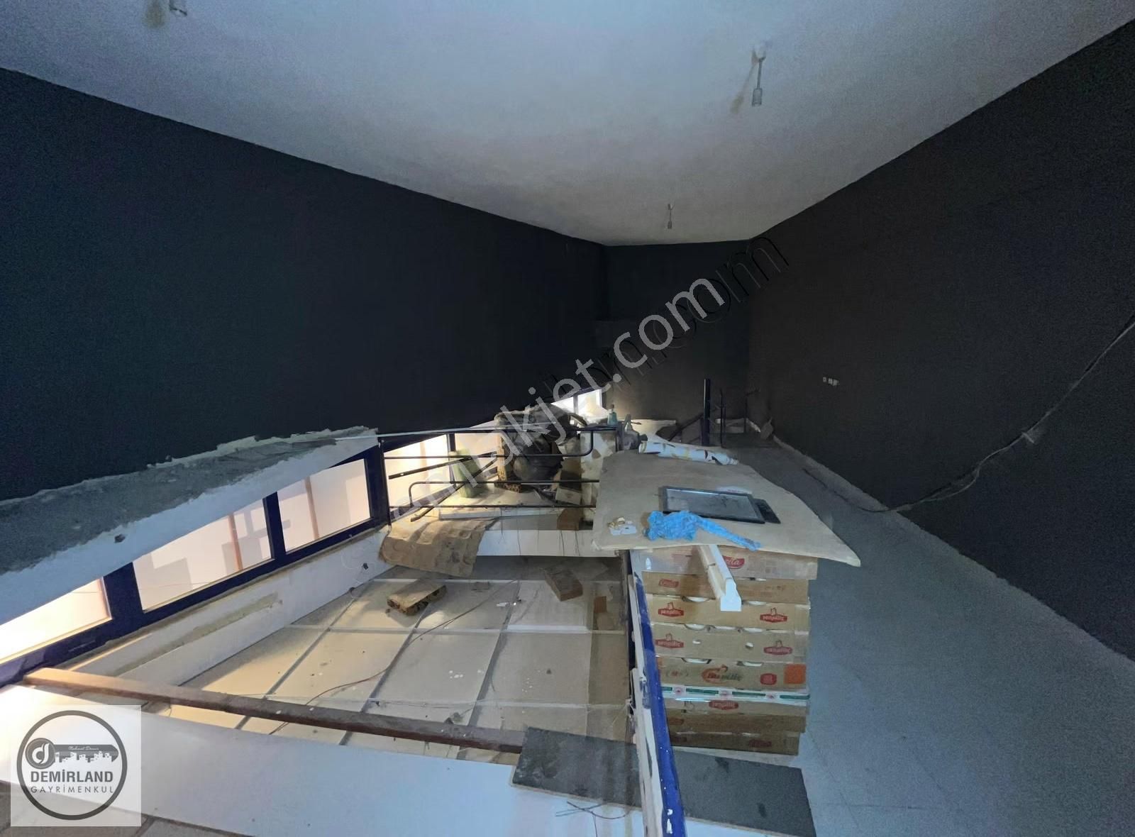 Demirland'dan Satılık 1. Çiniciler Çarşısında Giriş Mağaza - Görsel 28