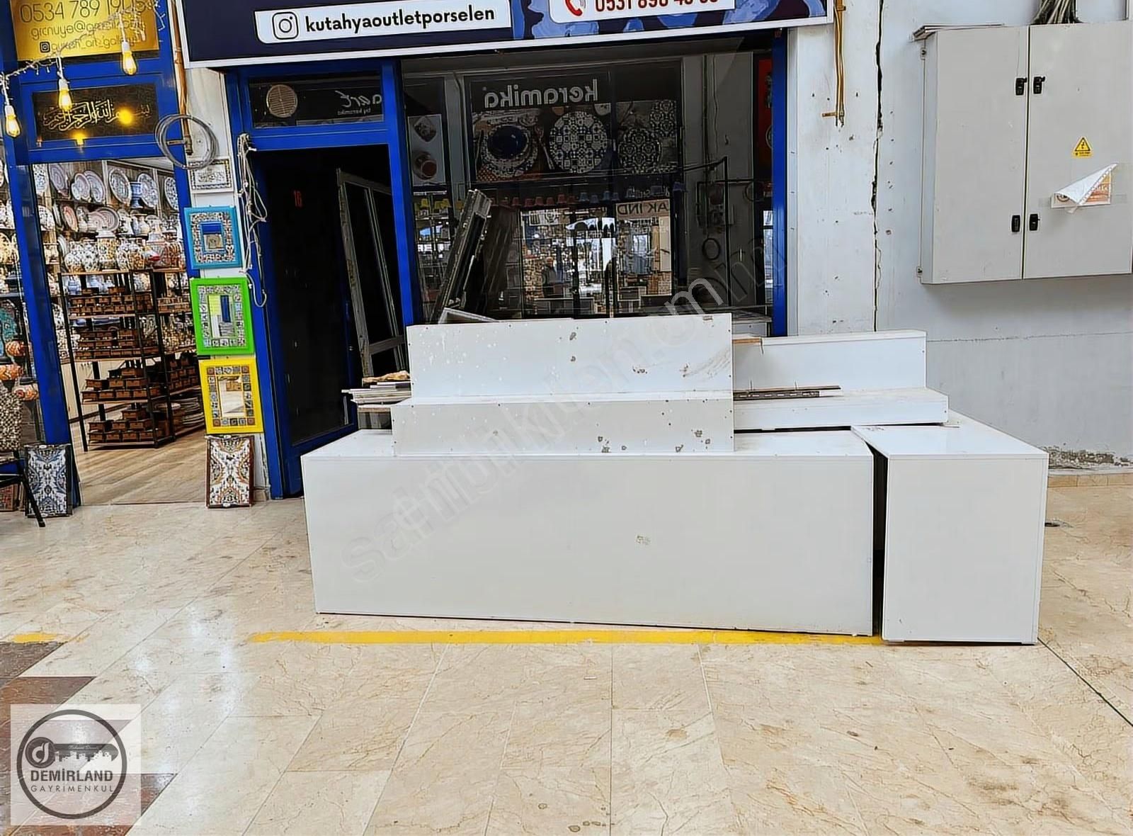 Demirland'dan Satılık 1. Çiniciler Çarşısında Giriş Mağaza - Görsel 15