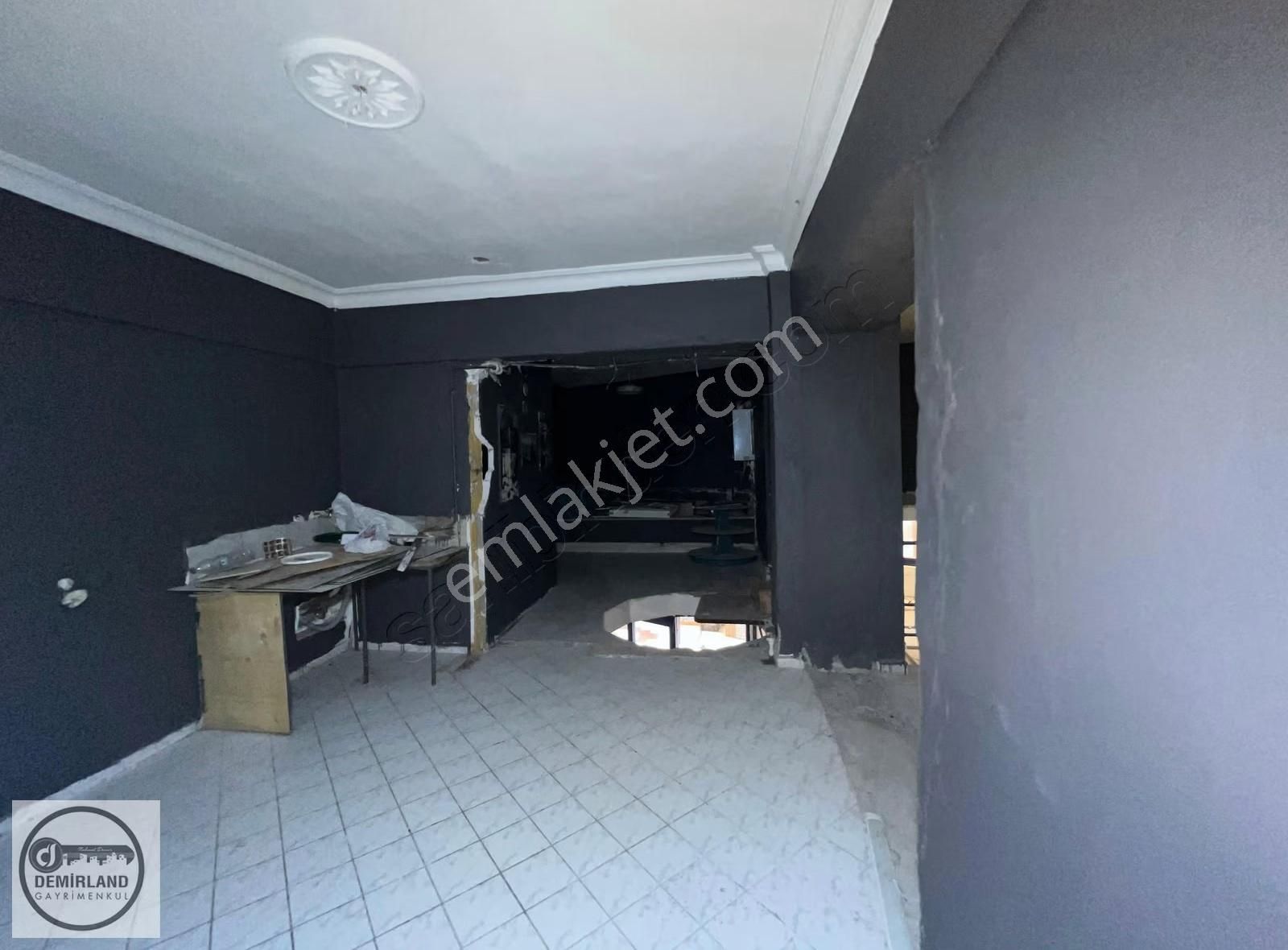 Demirland'dan Satılık 1. Çiniciler Çarşısında Giriş Mağaza - Görsel 19