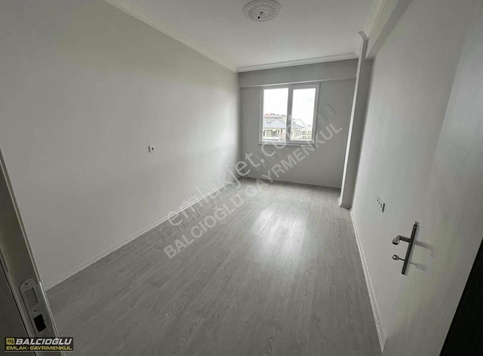 Balcıoğlundan Alaylar 2 De 3+1 Garajlı Kiralık Daire - Görsel 12