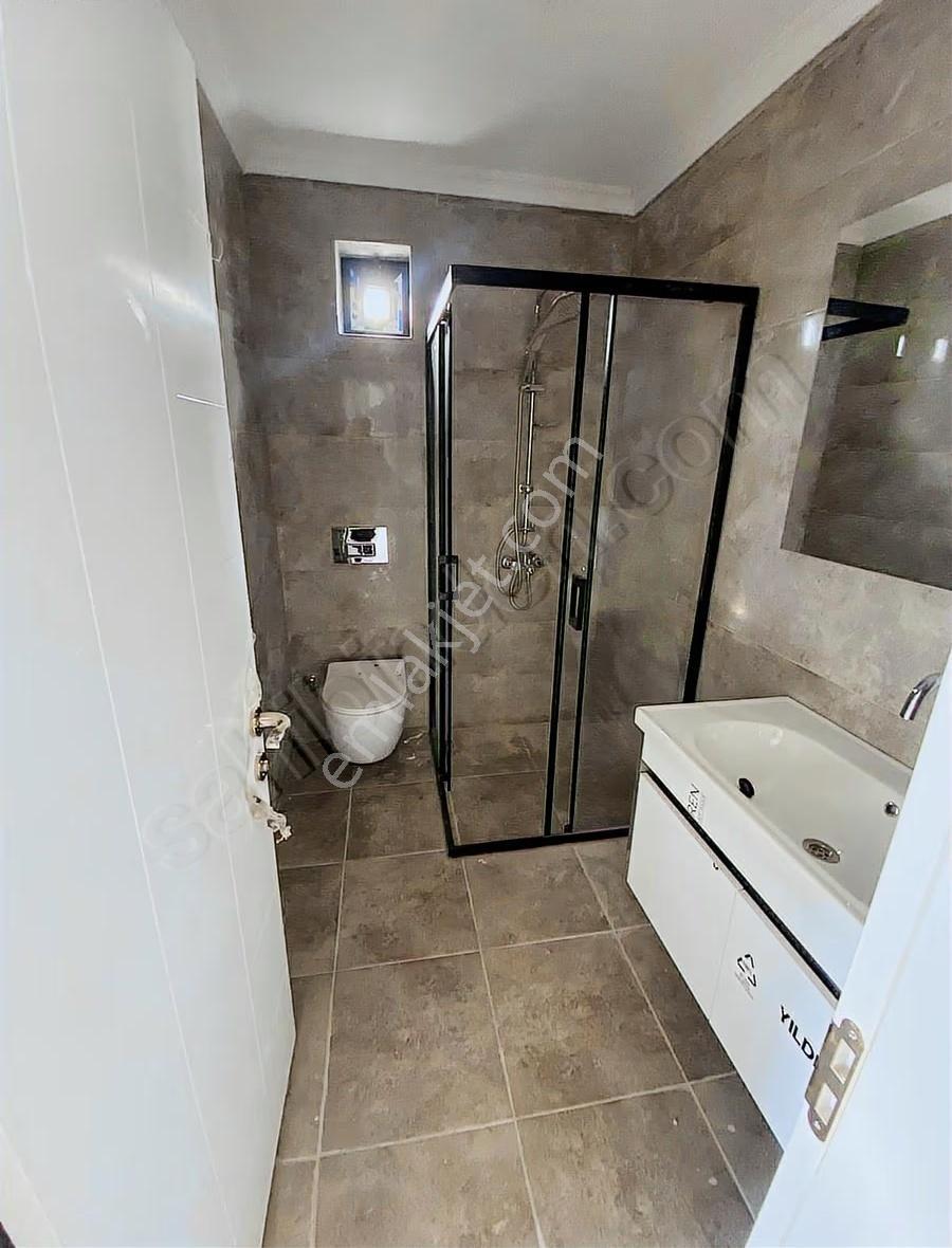 Başiskele Körfez Mahallesinde Deniz Manzaralı Satılık Daire