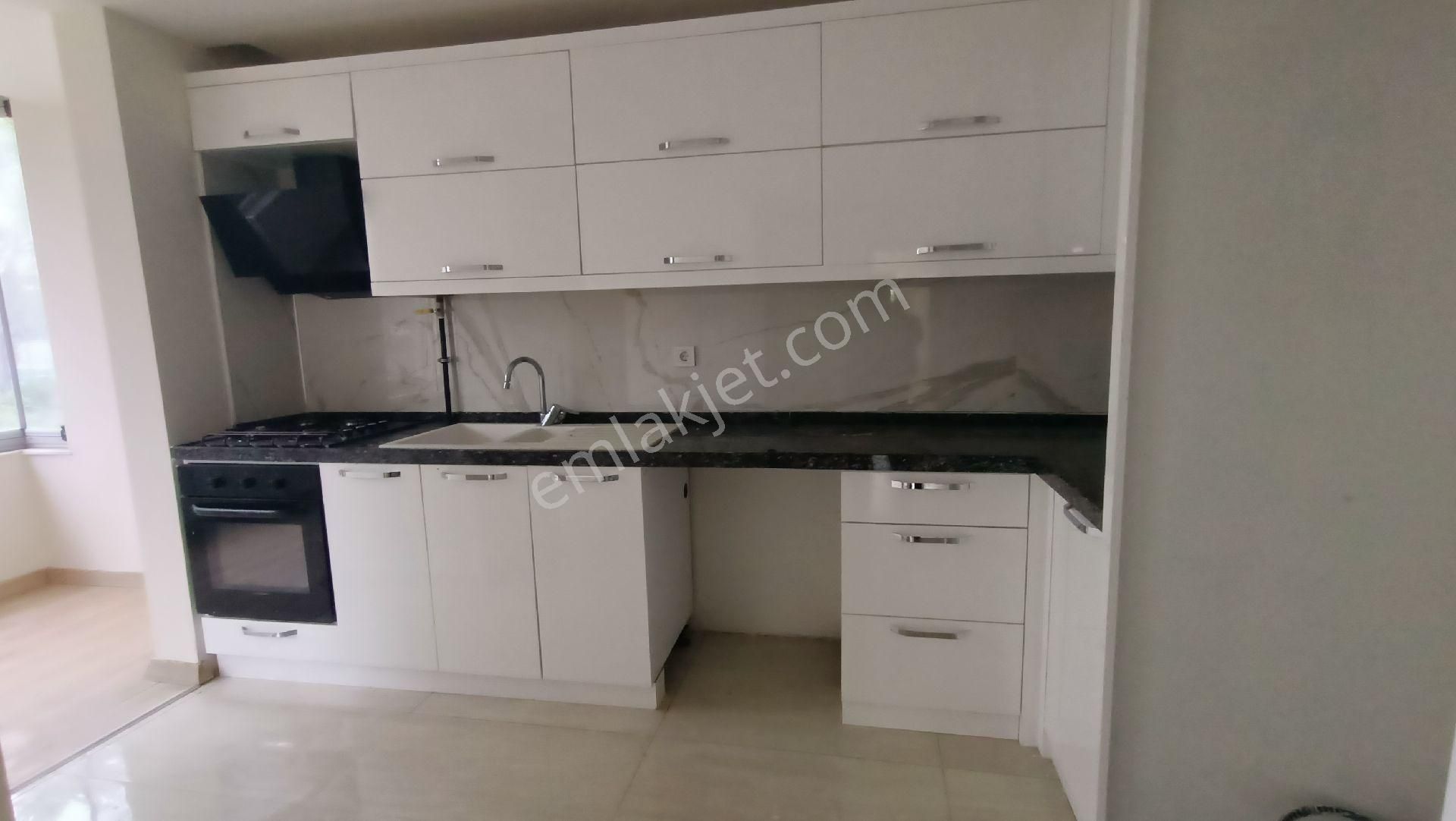 Antalya Konyaaltı Sahile Yakınsitede Doğalgazlı Satılık Daire - Görsel 7