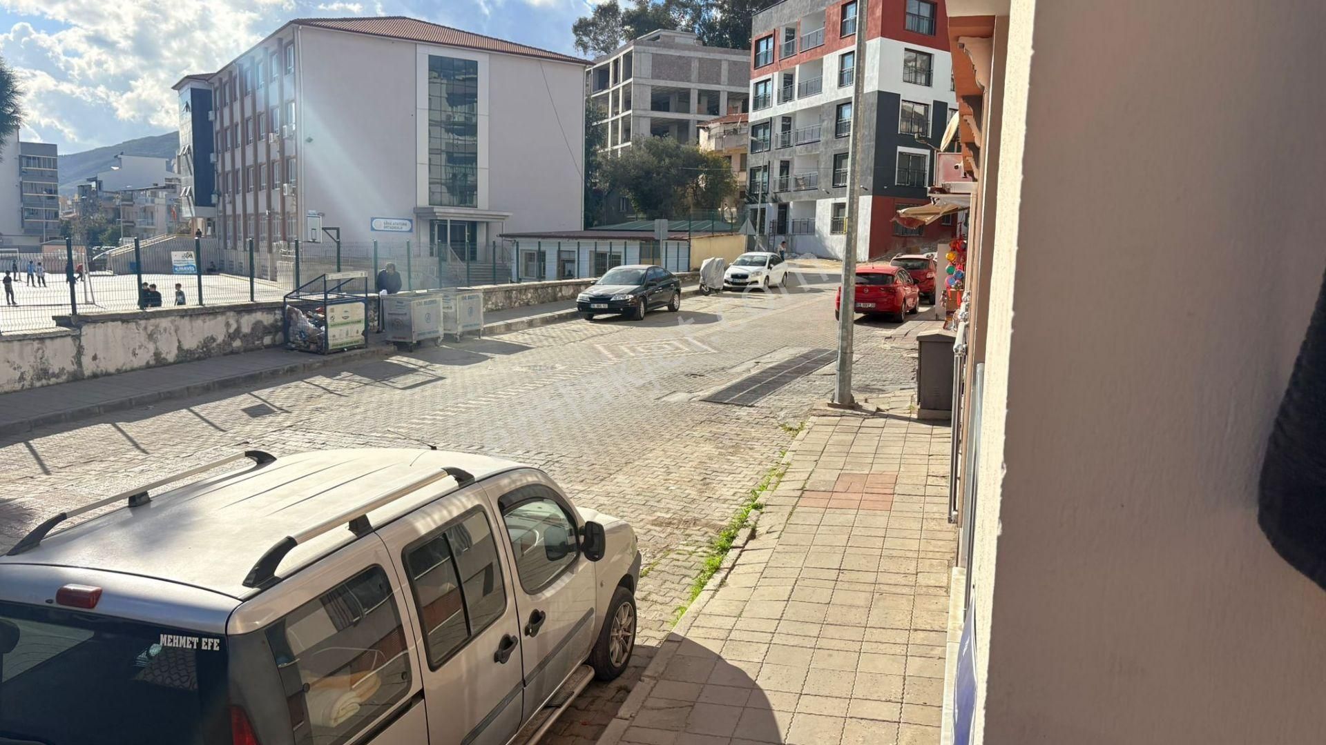 Söke Merkezi Konumda Sıdıka İlk Okulu Karsında 140 Mt2 8 Yıllık Bina Ters Dublek Fırsat Daire - Görsel 20