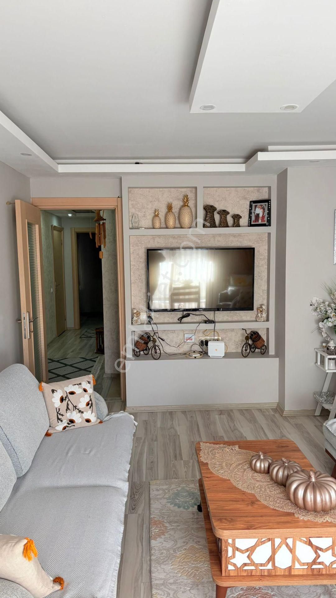 Söke Merkezi Konumda Sıdıka İlk Okulu Karsında 140 Mt2 8 Yıllık Bina Ters Dublek Fırsat Daire